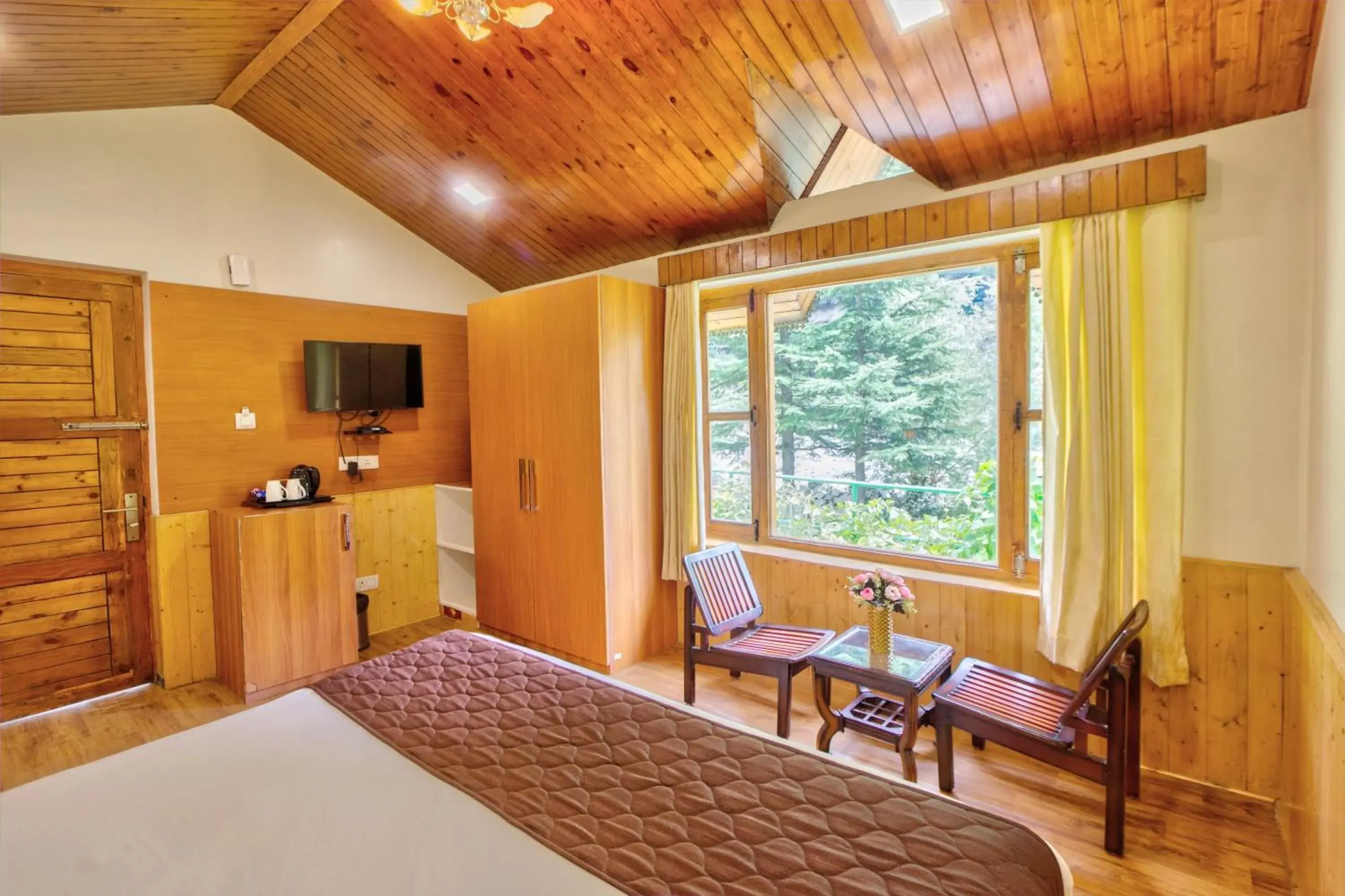 Superior Bungalow in PARADISE-The Whitehouse Cafe Superior Bungalow in PARADISE-The Whitehouse Cafe