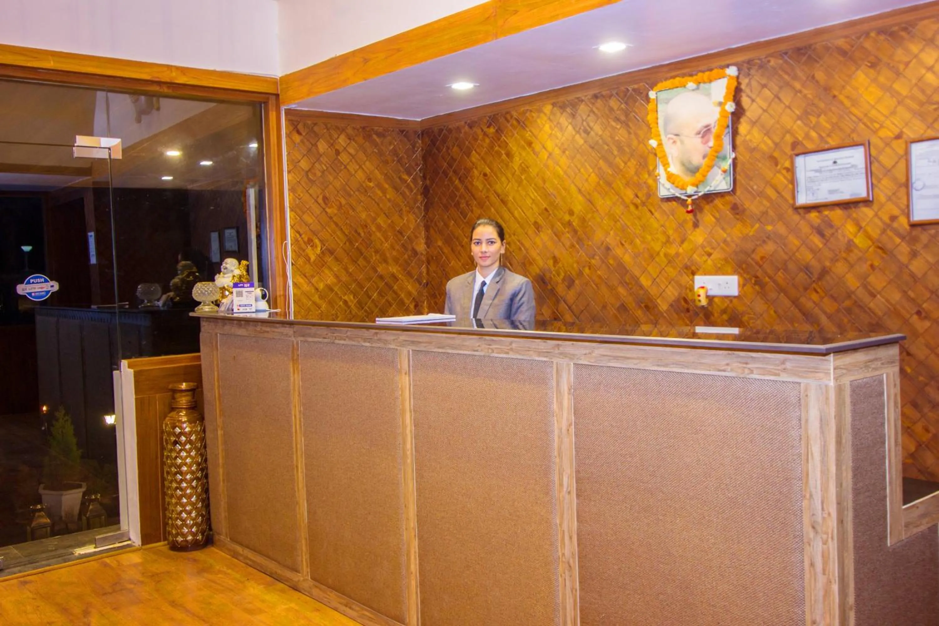 Lobby or reception in PARADISE-The Whitehouse Cafe