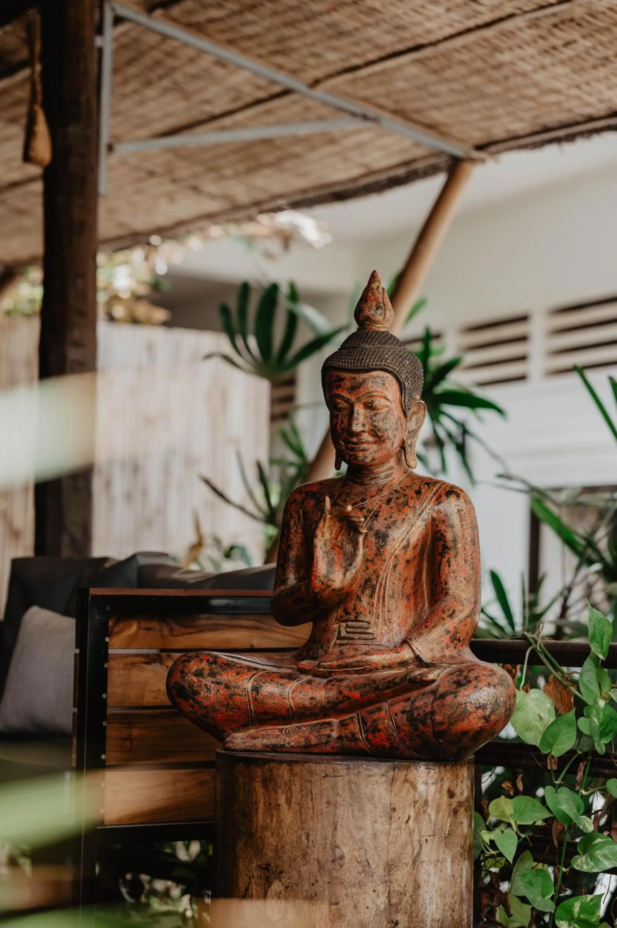 Decorative detail in La Bastide de Caro