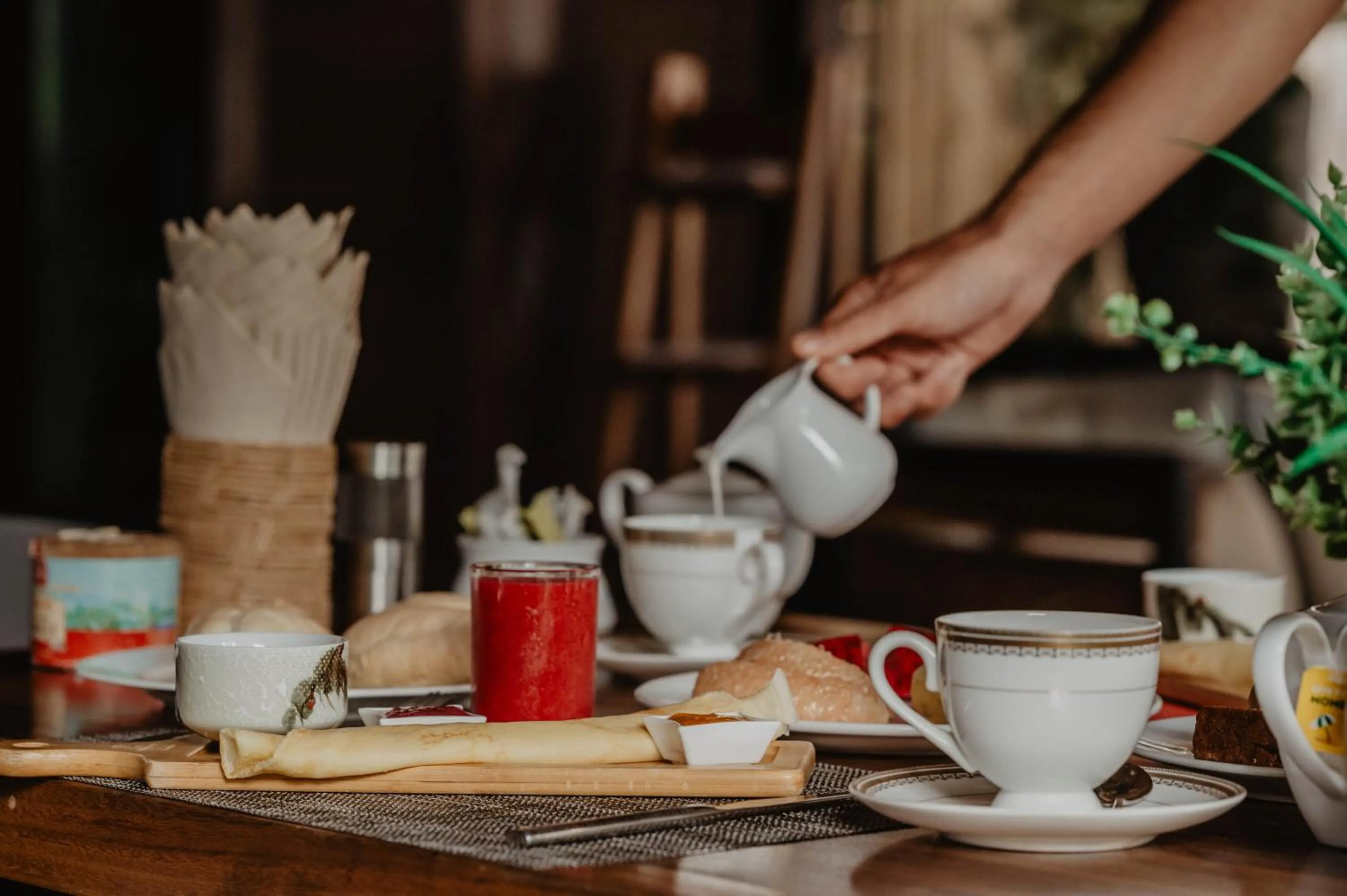 Breakfast in La Bastide de Caro