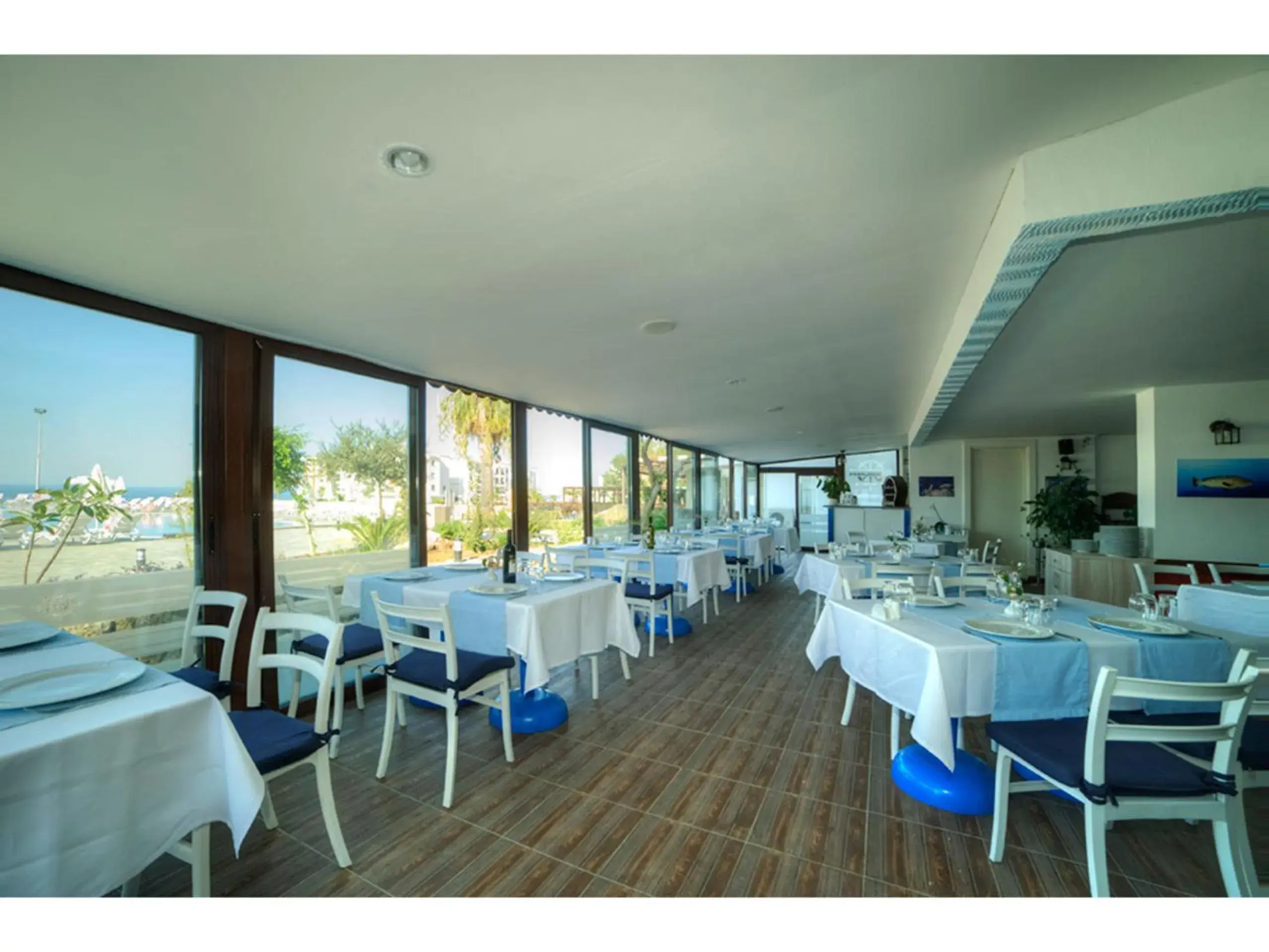 Restaurant/places to eat in Jasmine Court Hotel & Casino Restaurant/places to eat in Jasmine Court Hotel & Casino