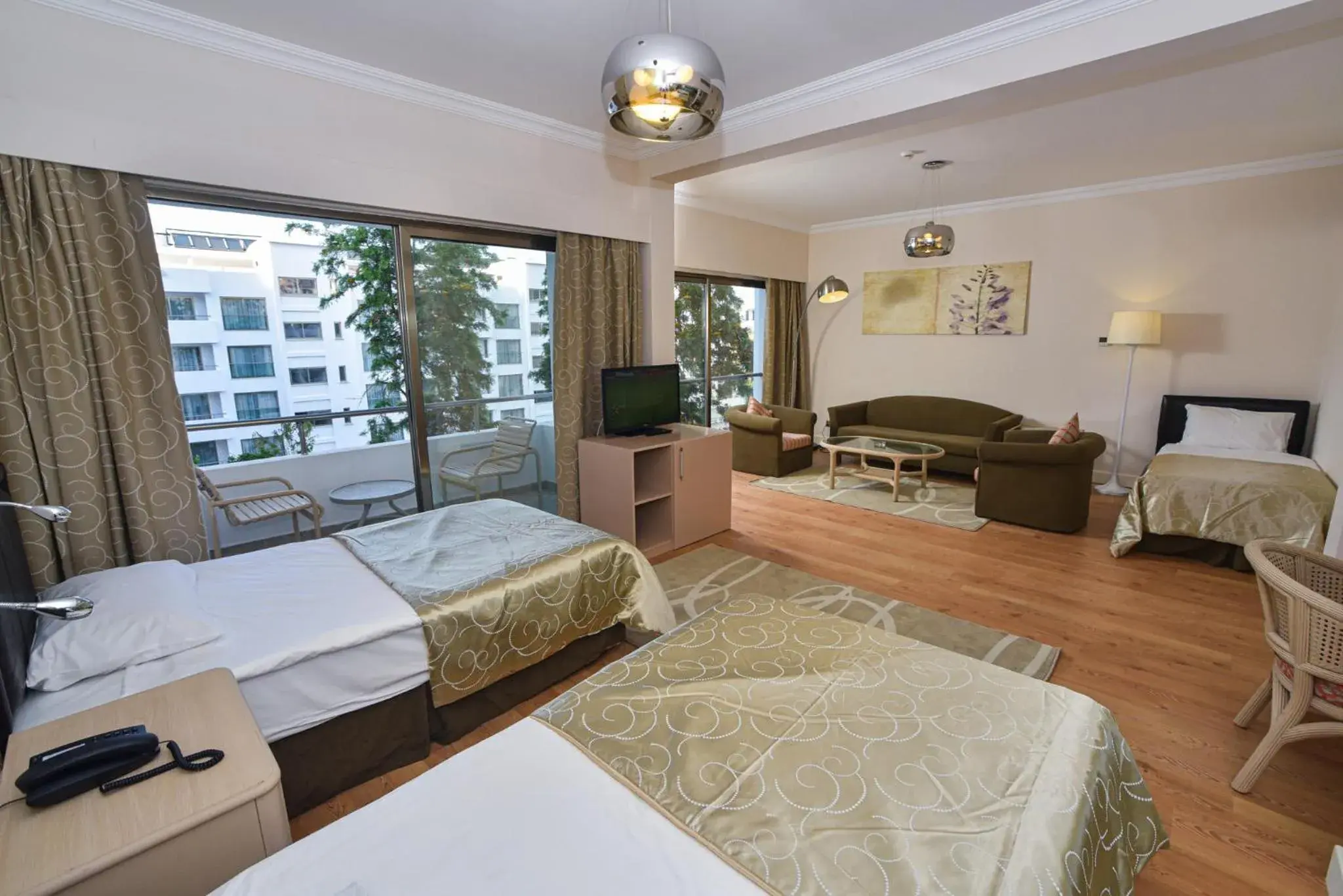 Bed in Jasmine Court Hotel & Casino Bed in Jasmine Court Hotel & Casino