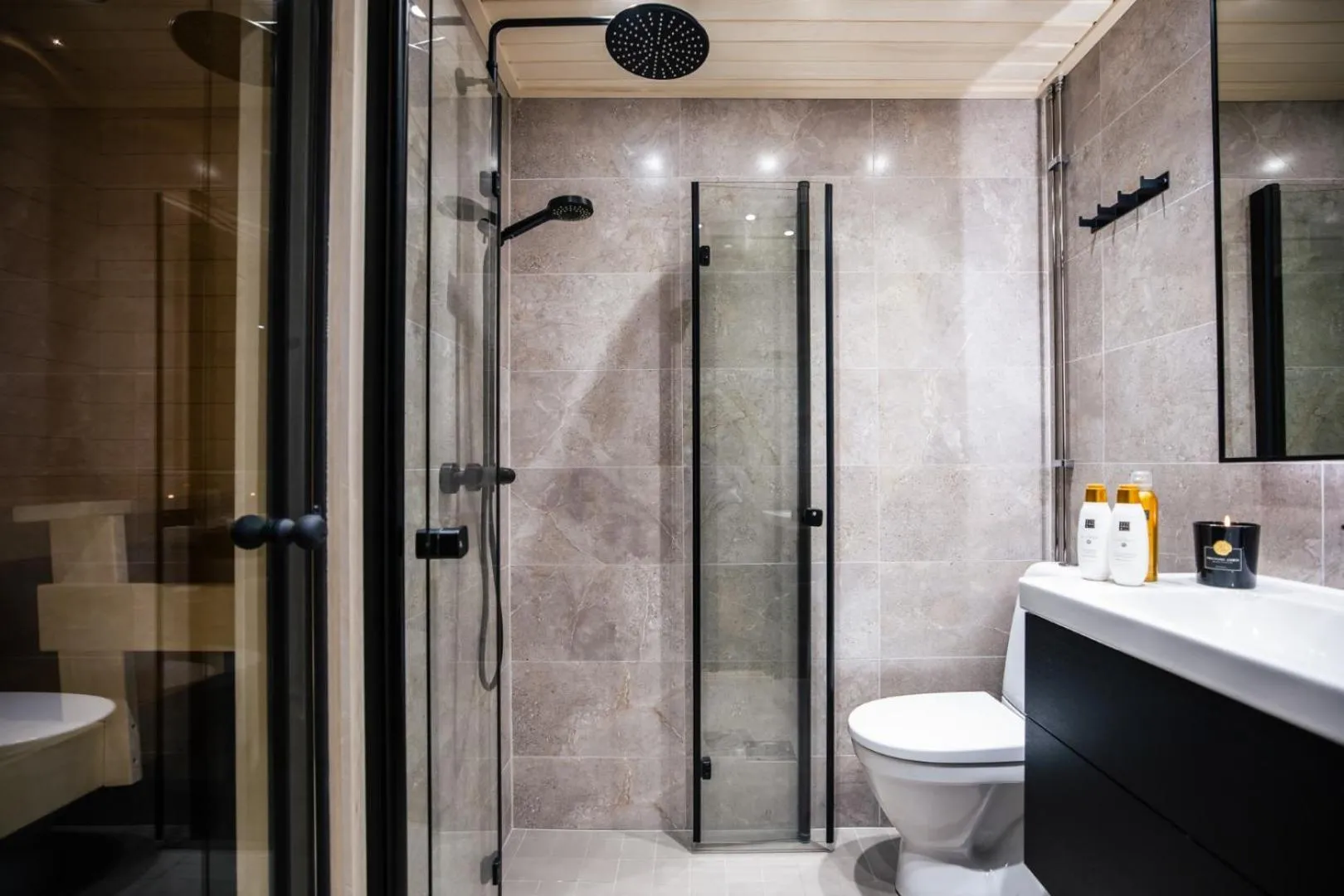 Santa's Luxury Apartment 2, Santa Claus Village