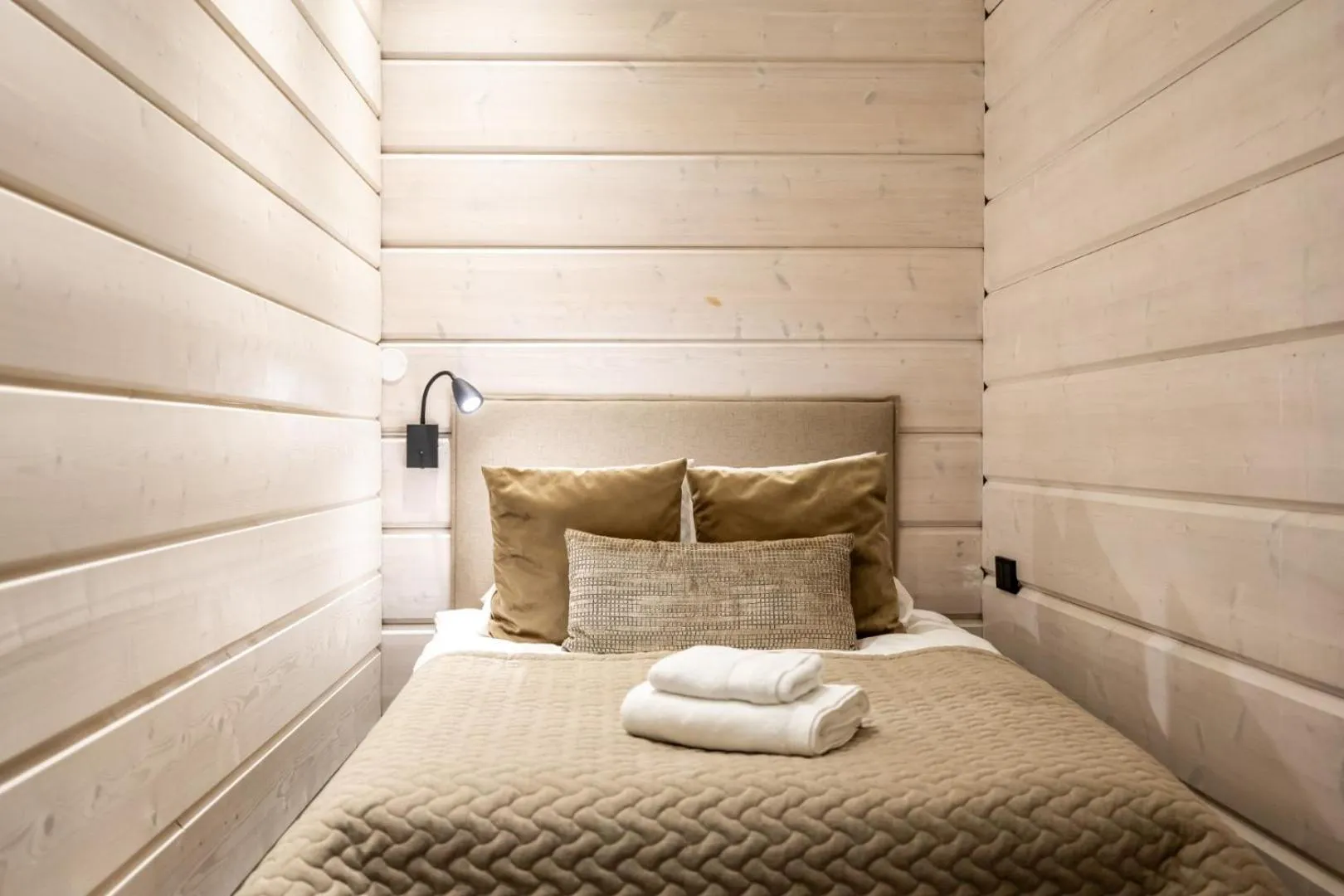 Bed in Santa's Luxury Apartment 2, Santa Claus Village