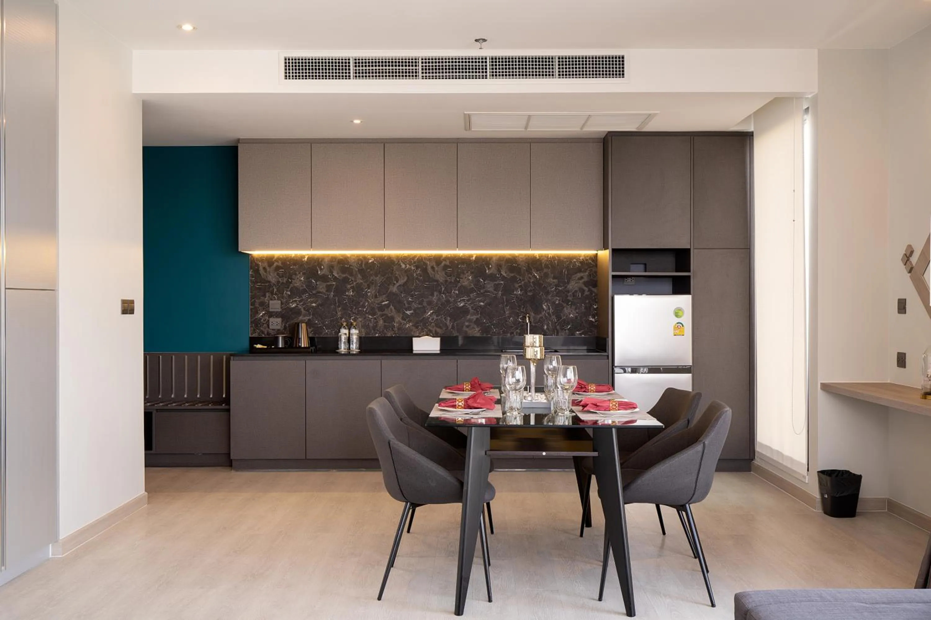 Coffee/tea facilities in Thaya Hotel Bangkok