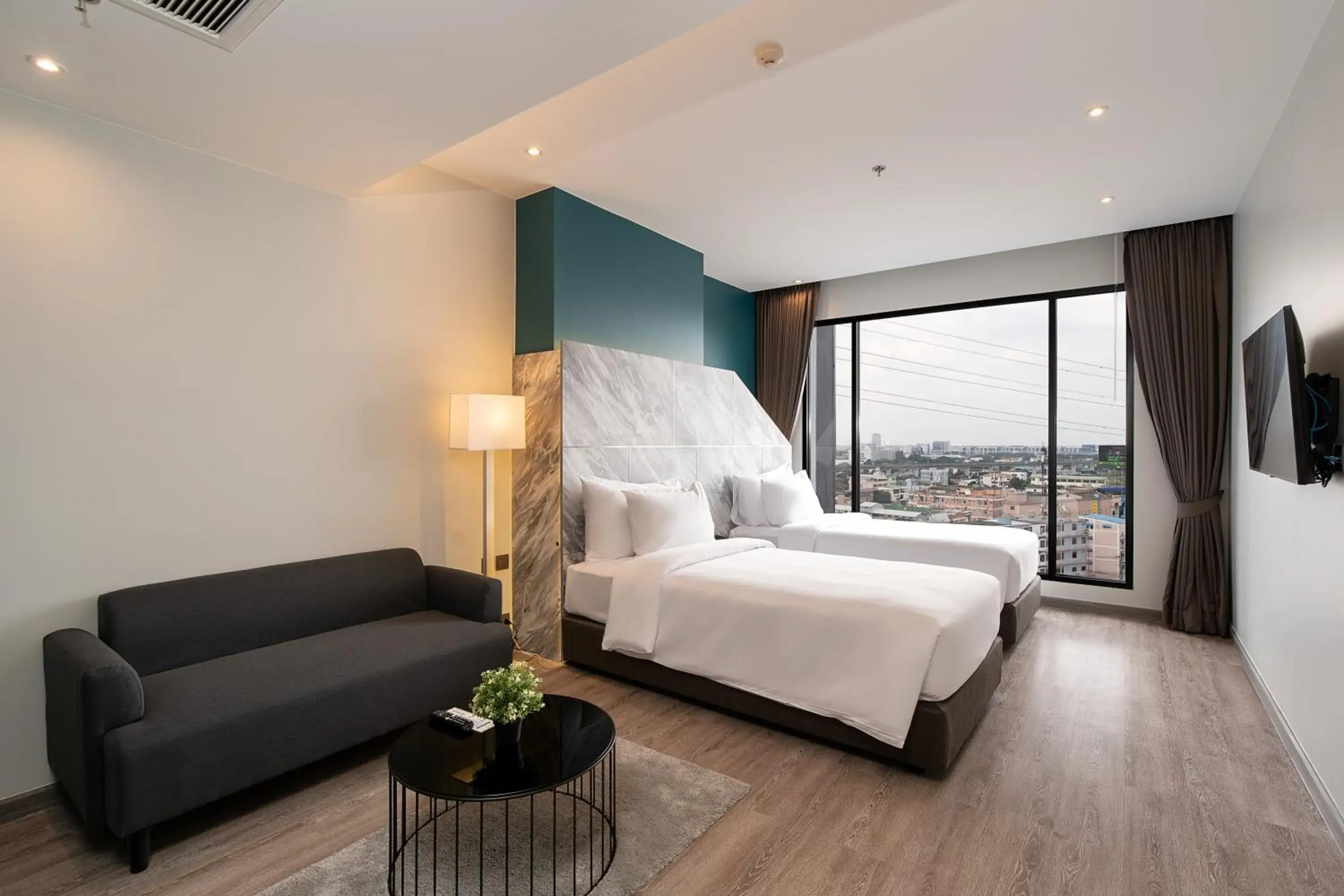 Photo of the whole room, Bed in Thaya Hotel Bangkok Photo of the whole room, Bed in Thaya Hotel Bangkok