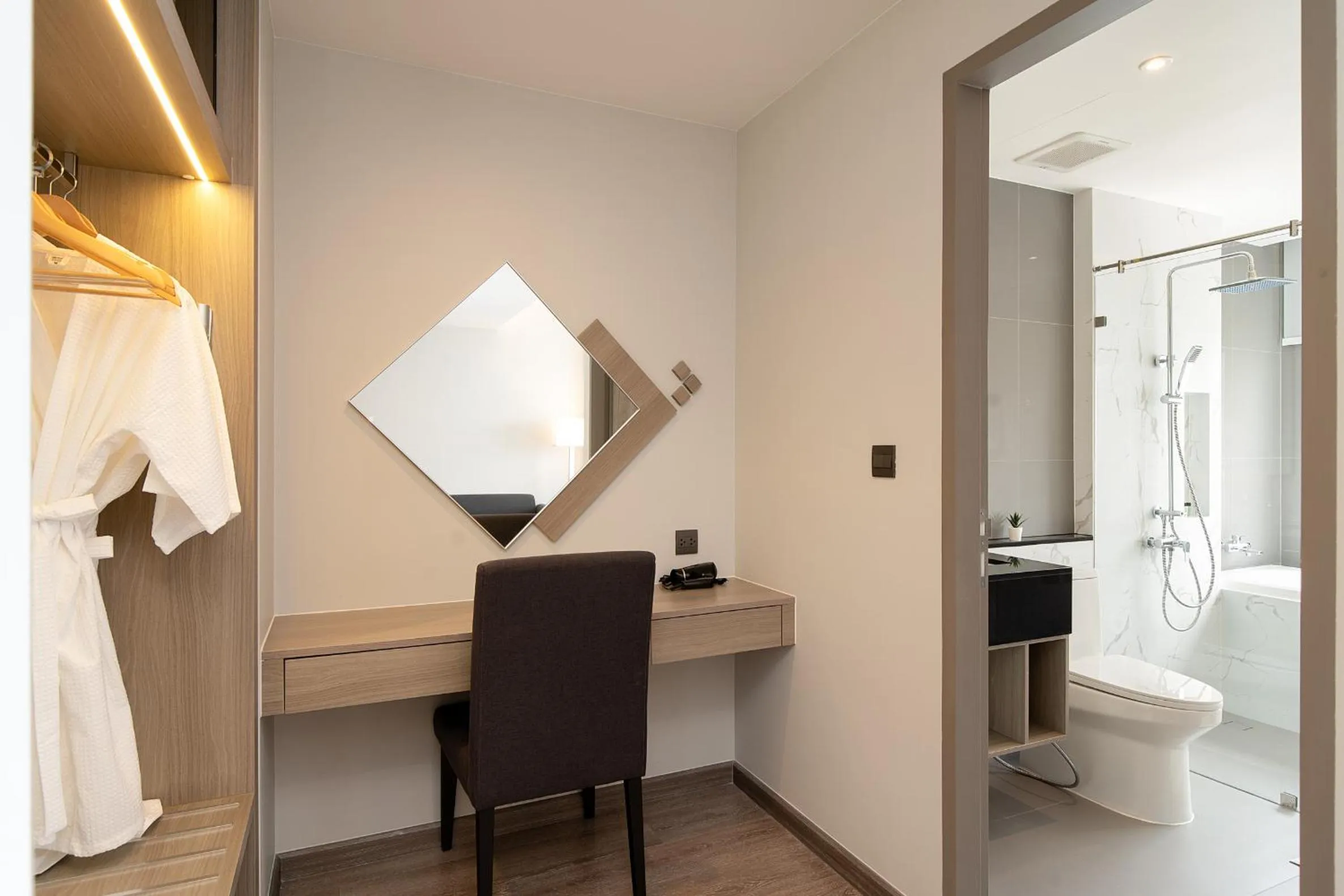 Living room in Thaya Hotel Bangkok