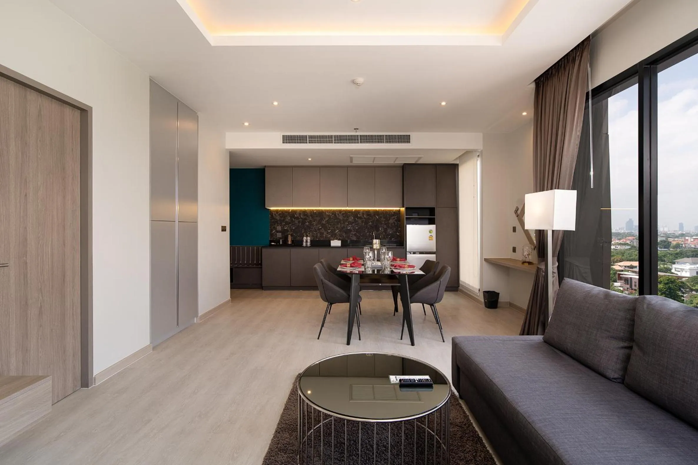 Living room in Thaya Hotel Bangkok