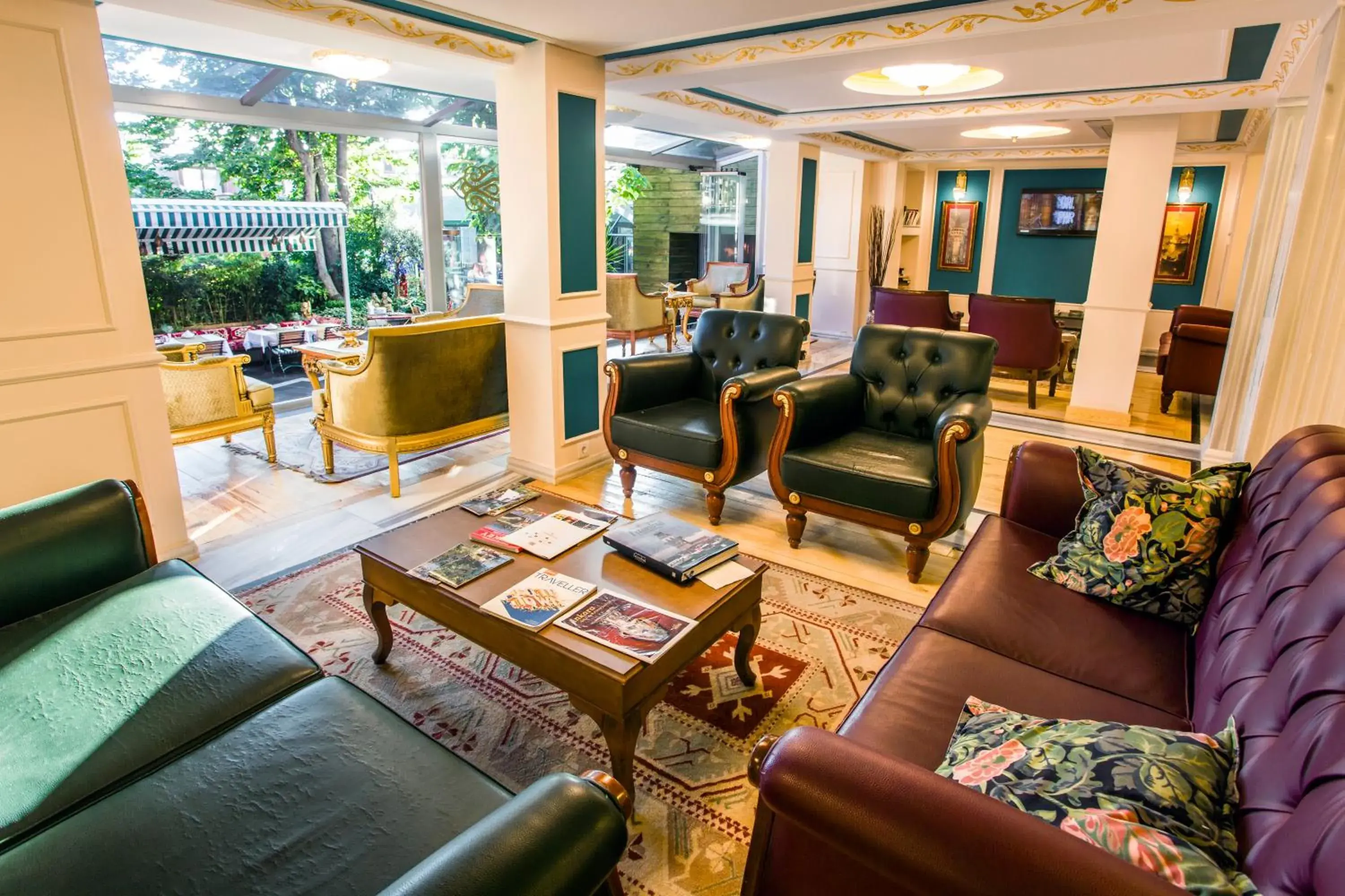 Lobby or reception in Garden House Hotel - Special Class Lobby or reception in Garden House Hotel - Special Class