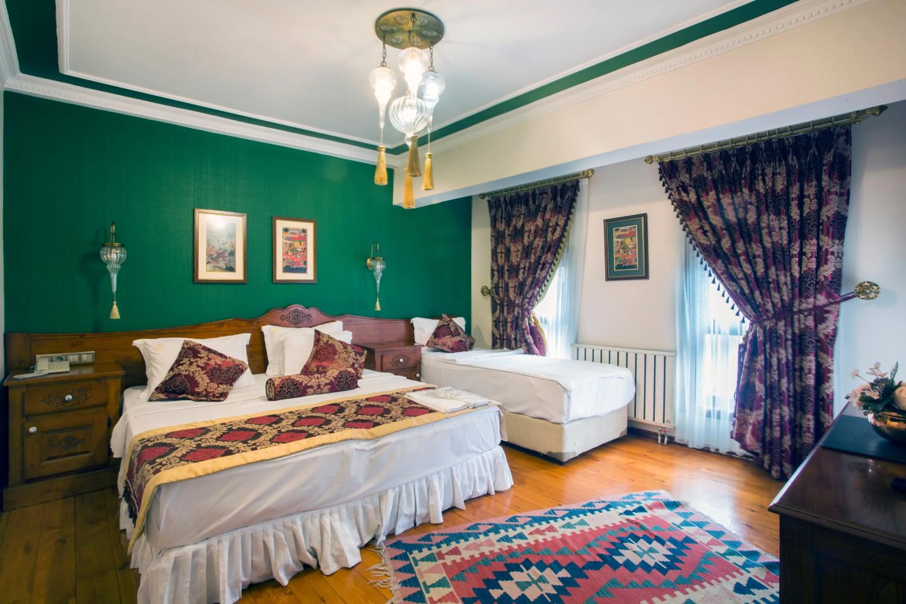 Photo of the whole room, Bed in Garden House Hotel - Special Class