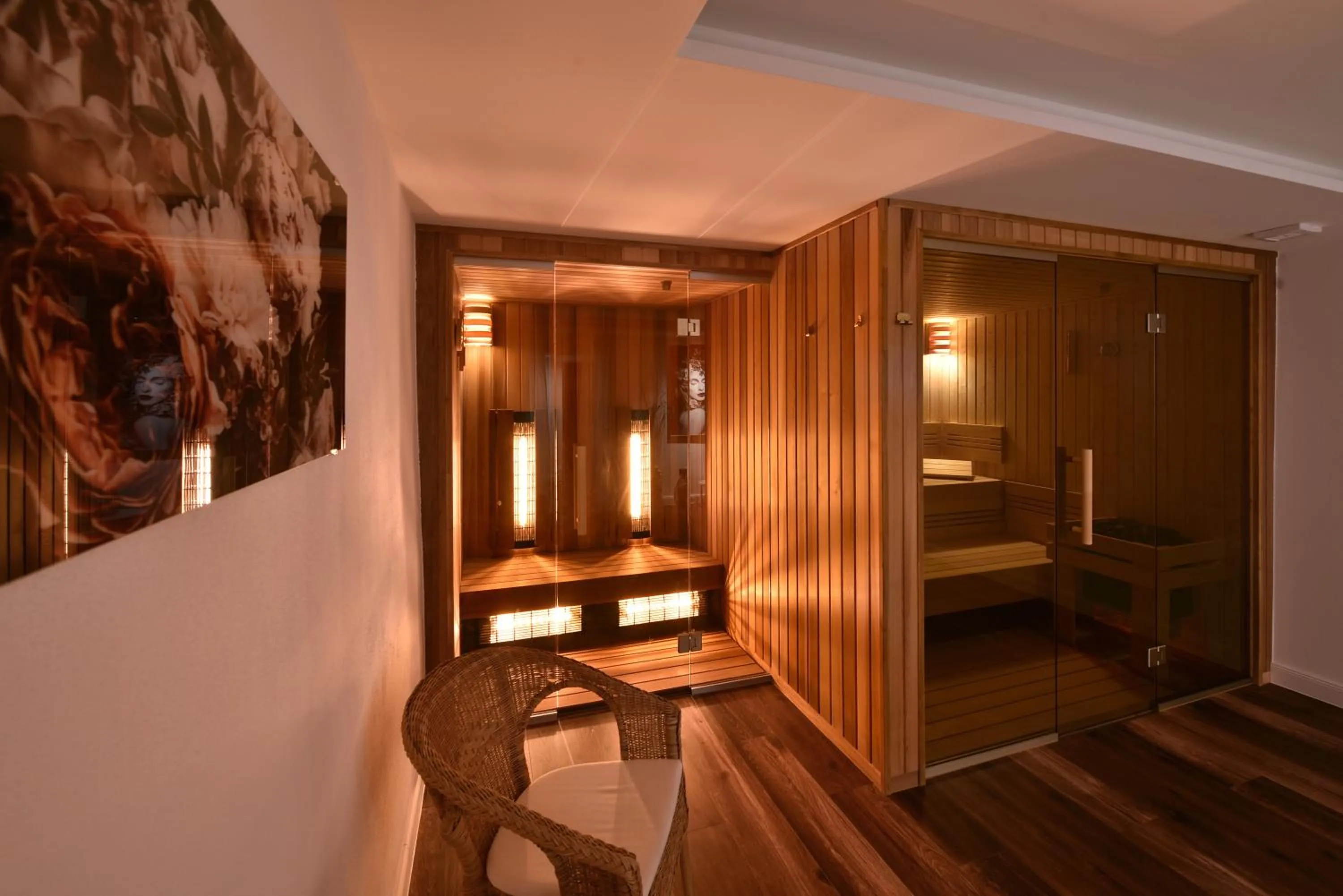 Spa and wellness centre/facilities, Bed in APLEND Hotel Lujza Major