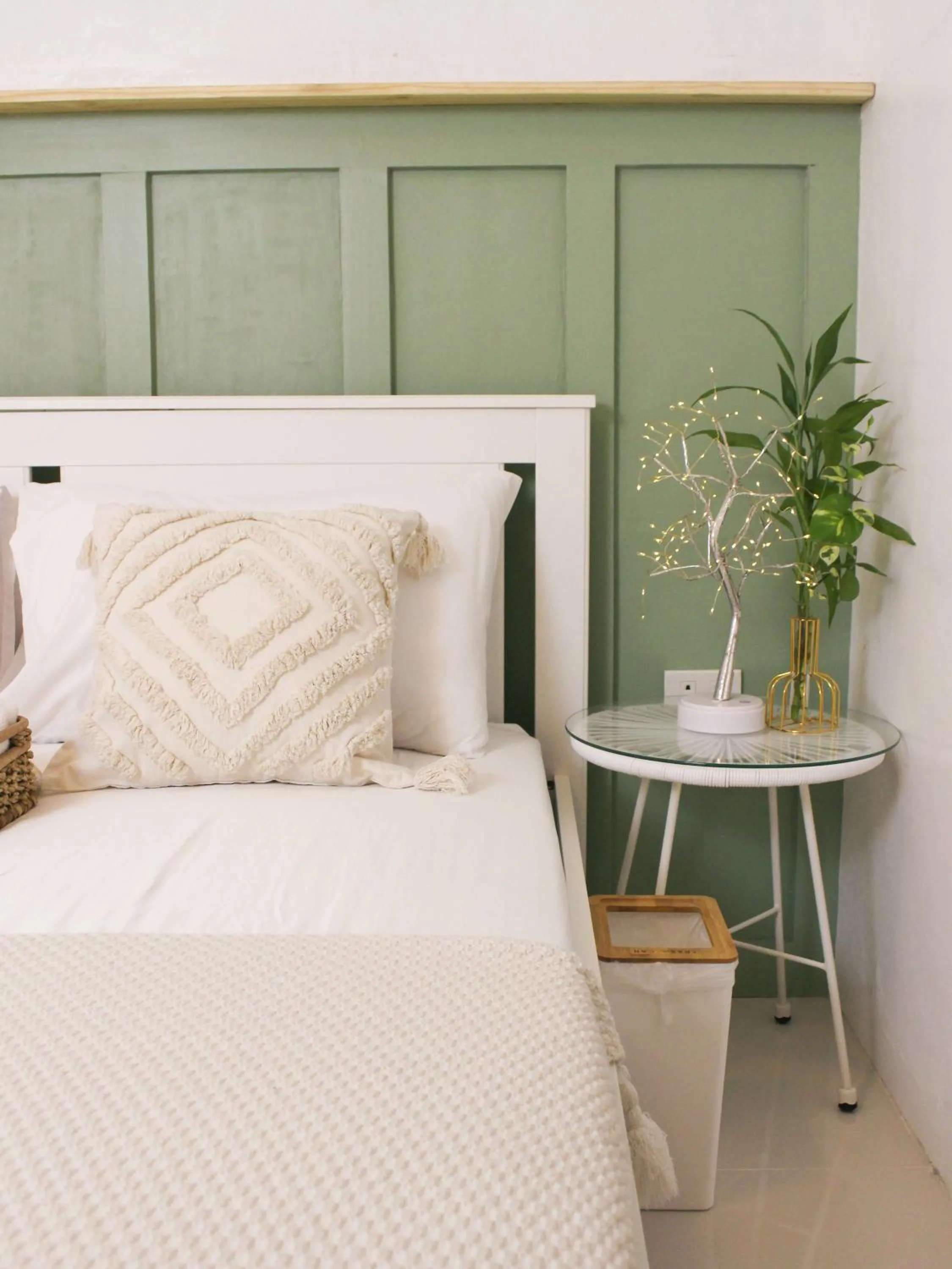 Bed in Urban Oasis Resort, Tarlac