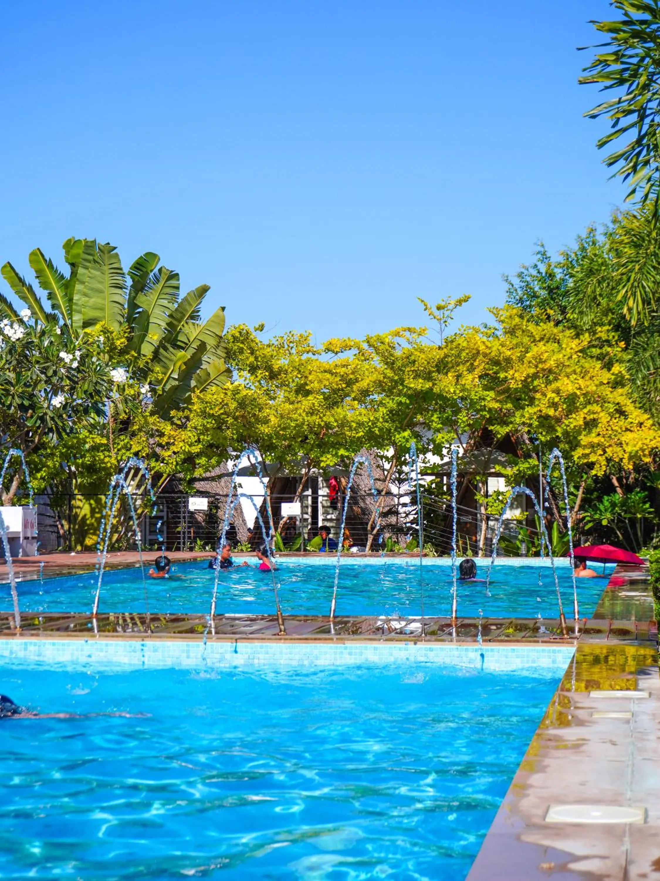 Swimming pool in Urban Oasis Resort, Tarlac