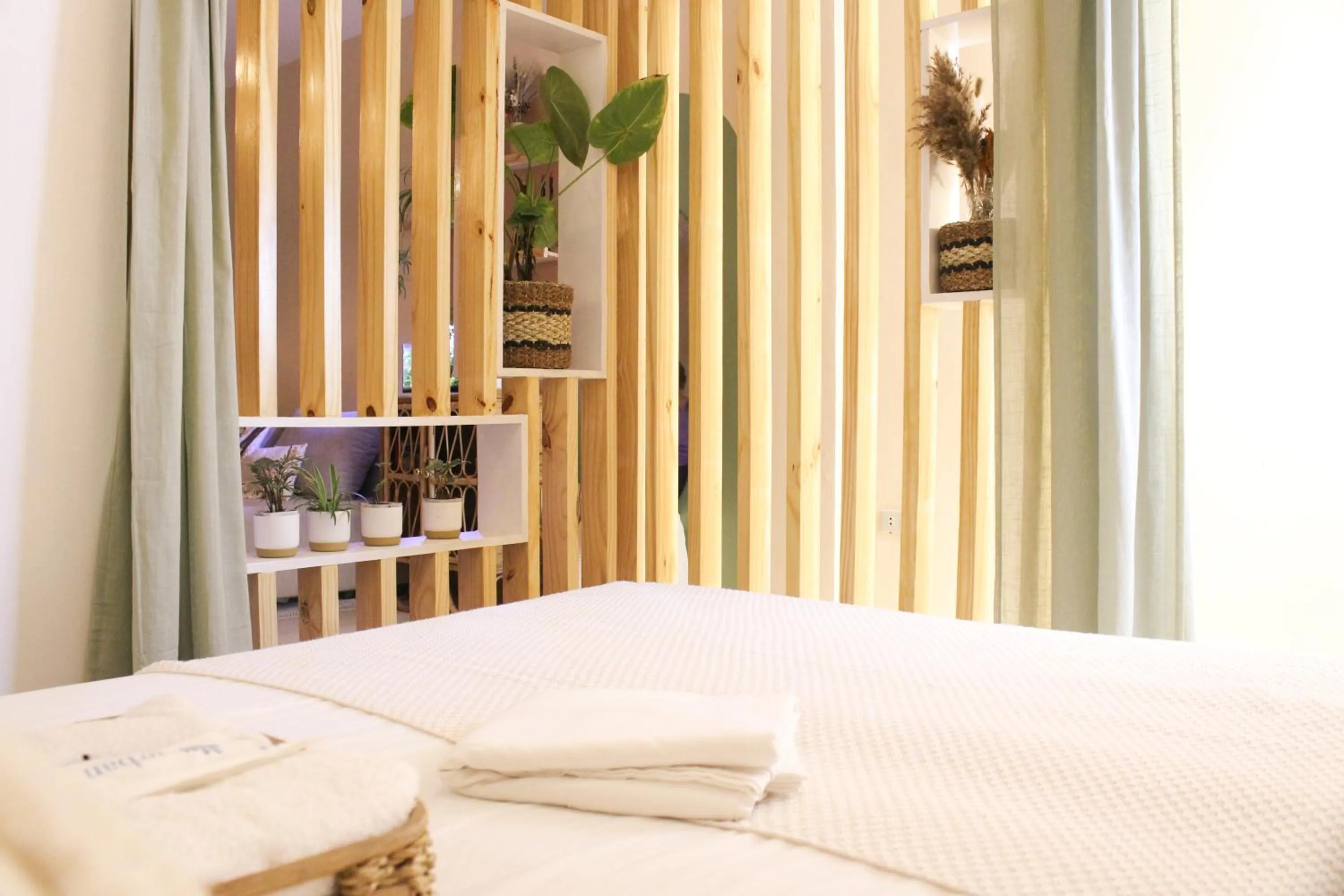 Bedroom, Bed in Urban Oasis Resort, Tarlac