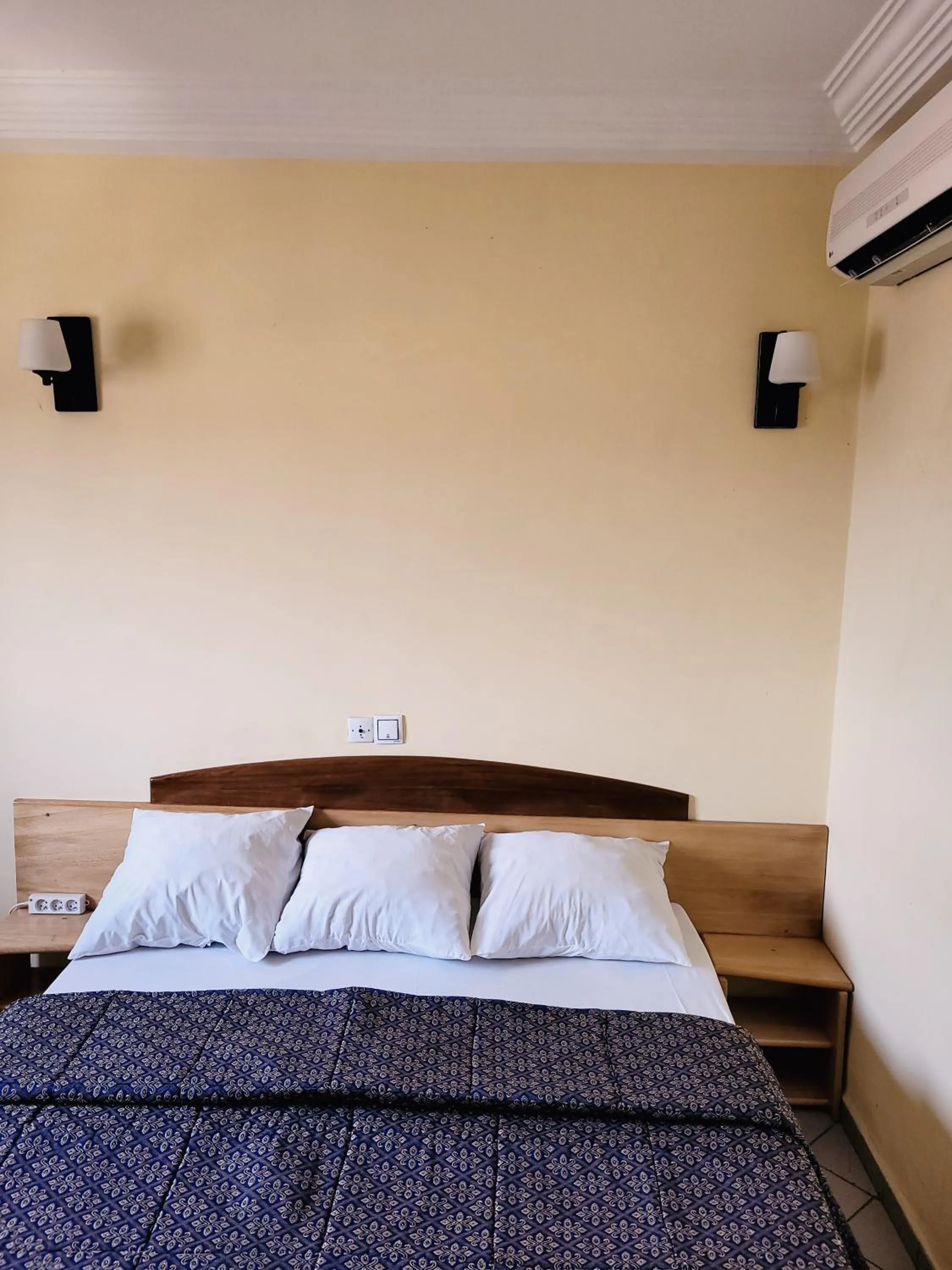 Bed in Hôtel Altitel