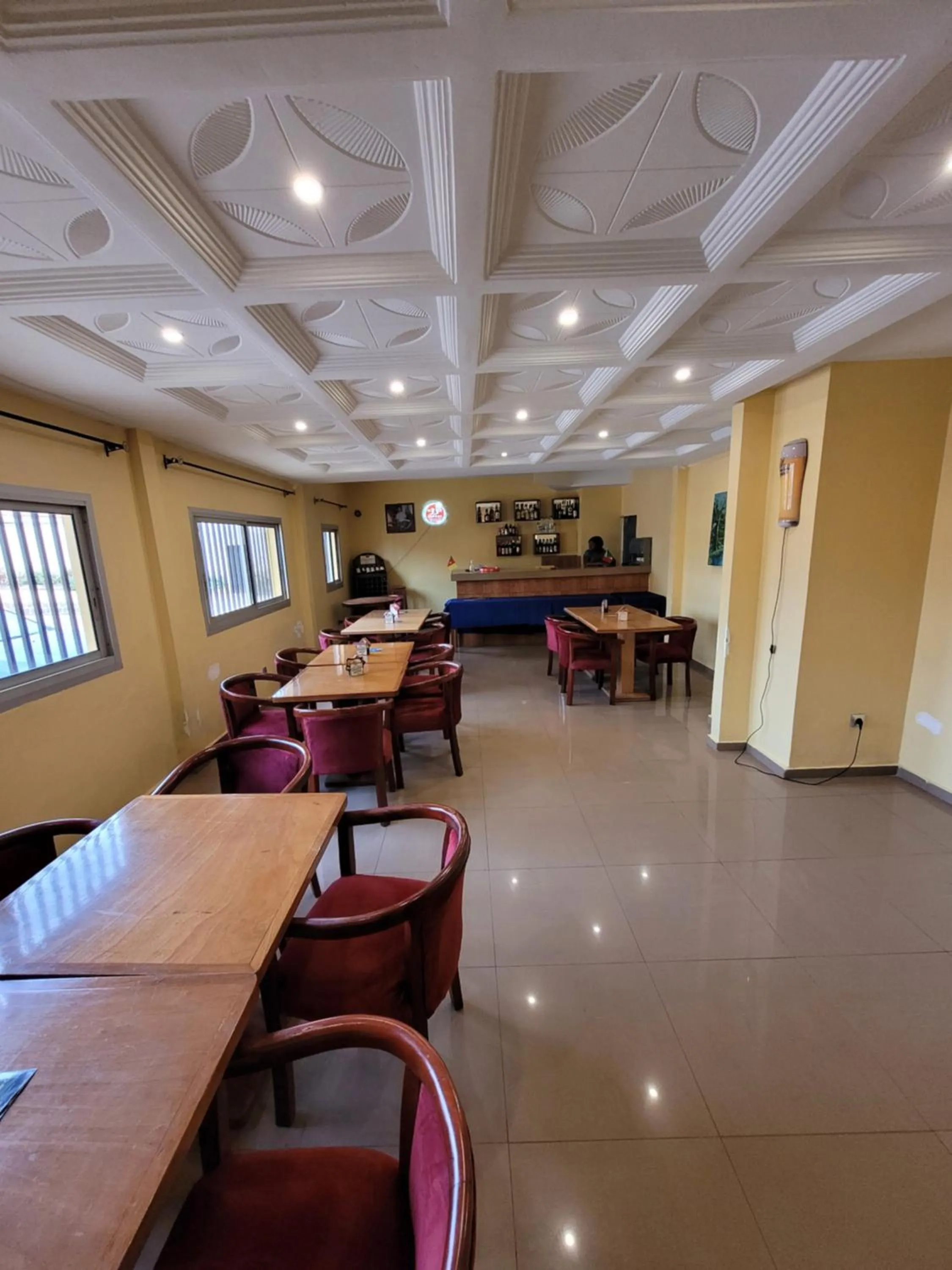 Restaurant/places to eat in Hôtel Altitel