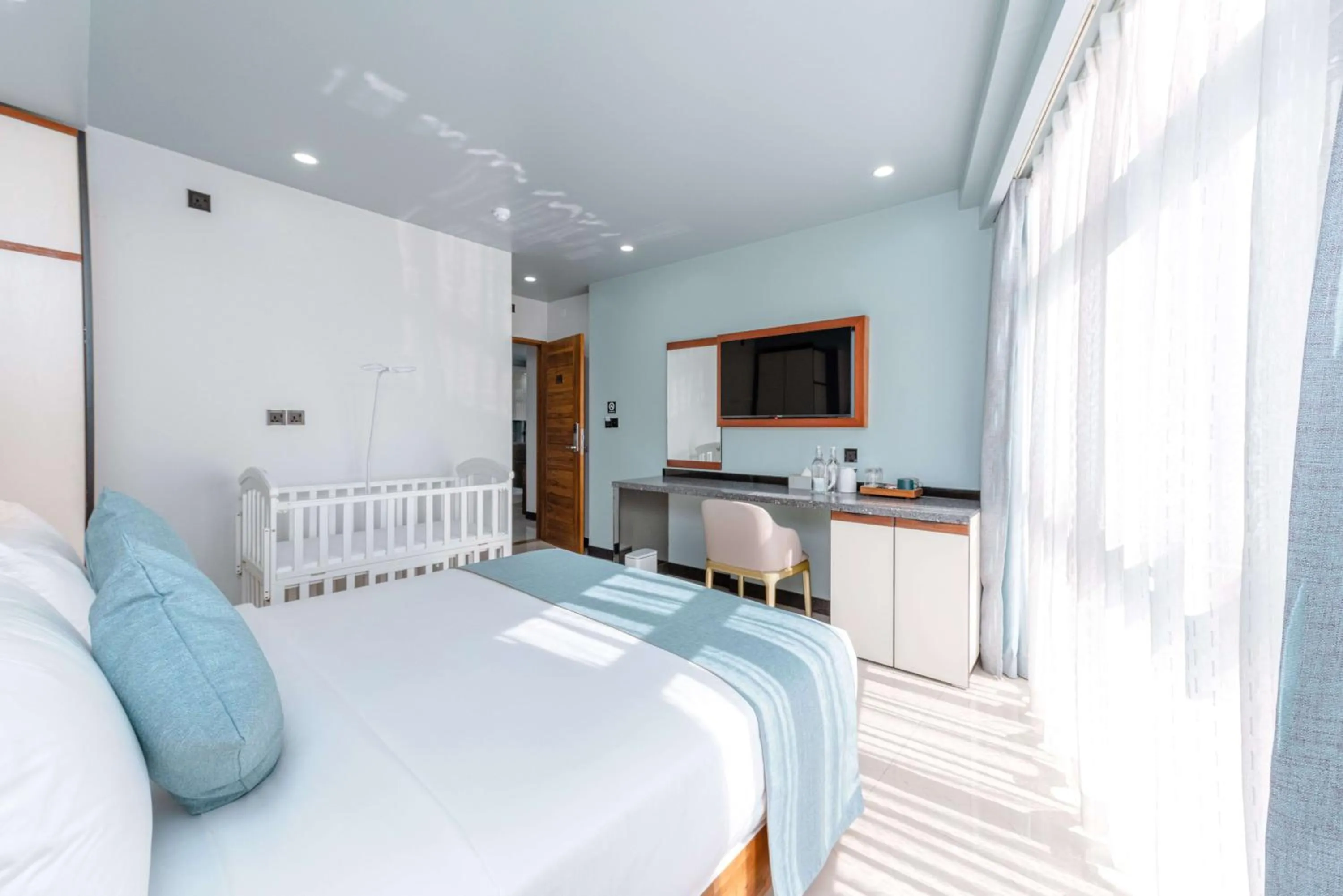 Bedroom, Bed in Marukab Plaza