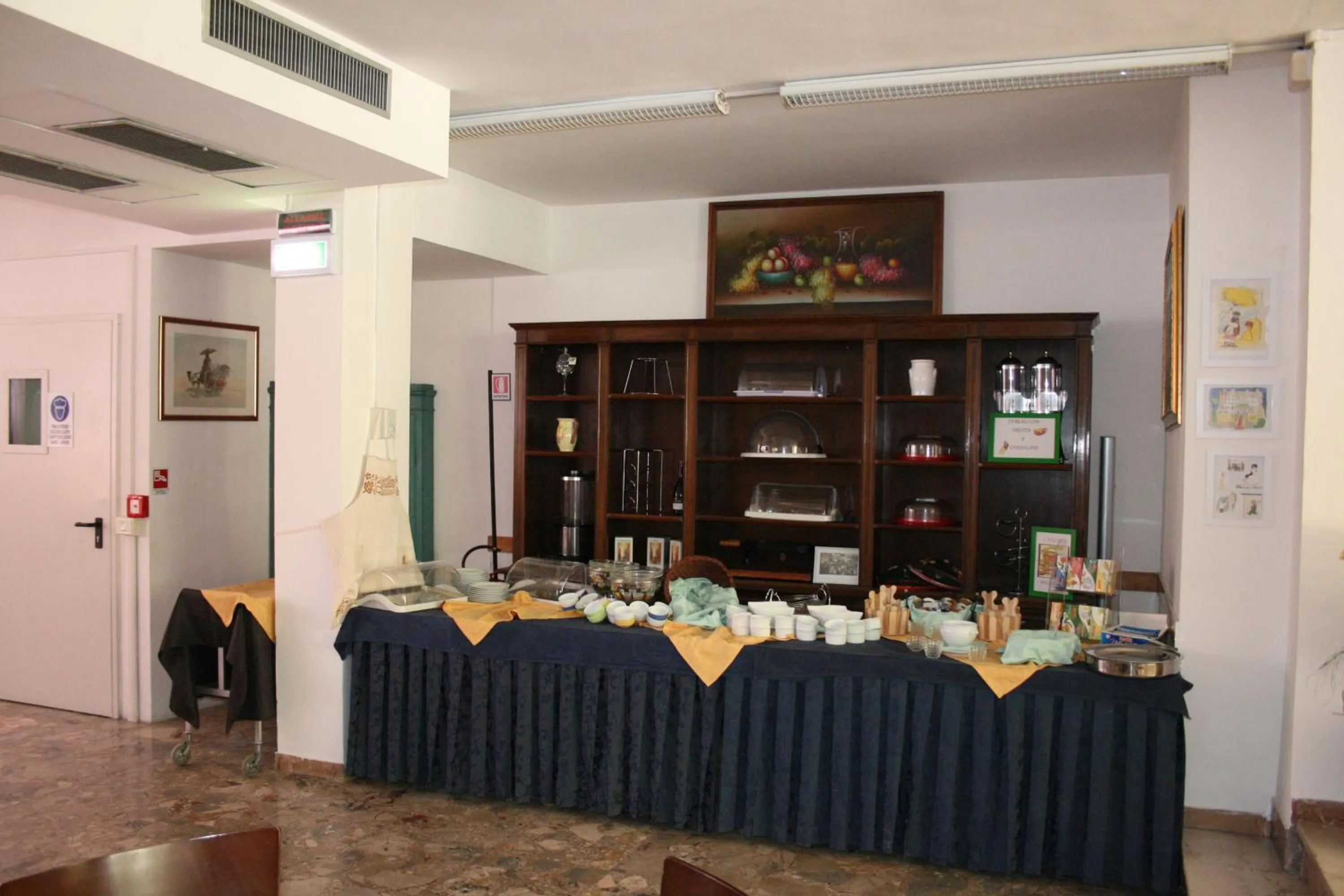 Restaurant/places to eat in Hotel Roxy Floridiana