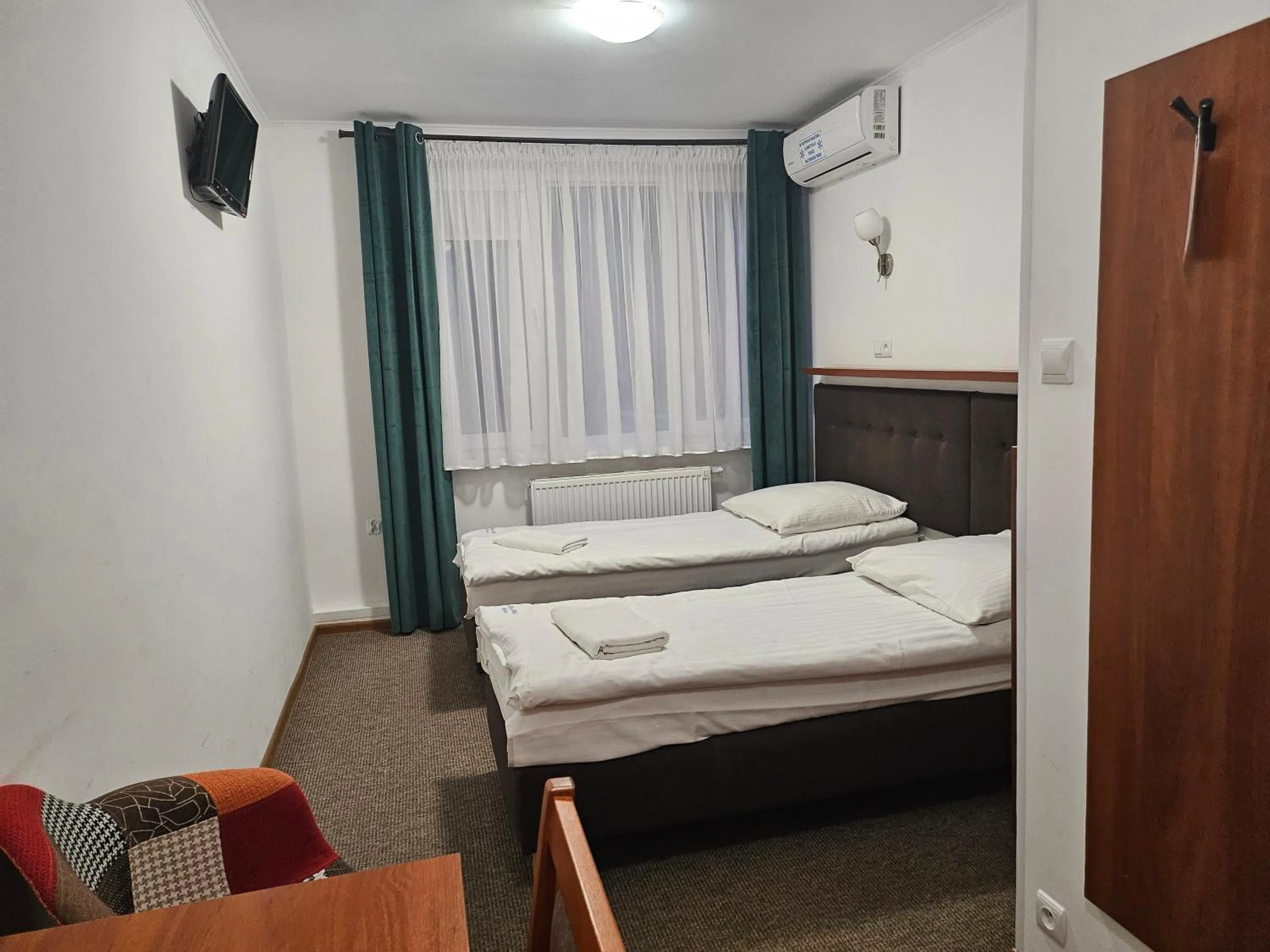 Small Twin Room in "Hel" Wieniec Zdrój