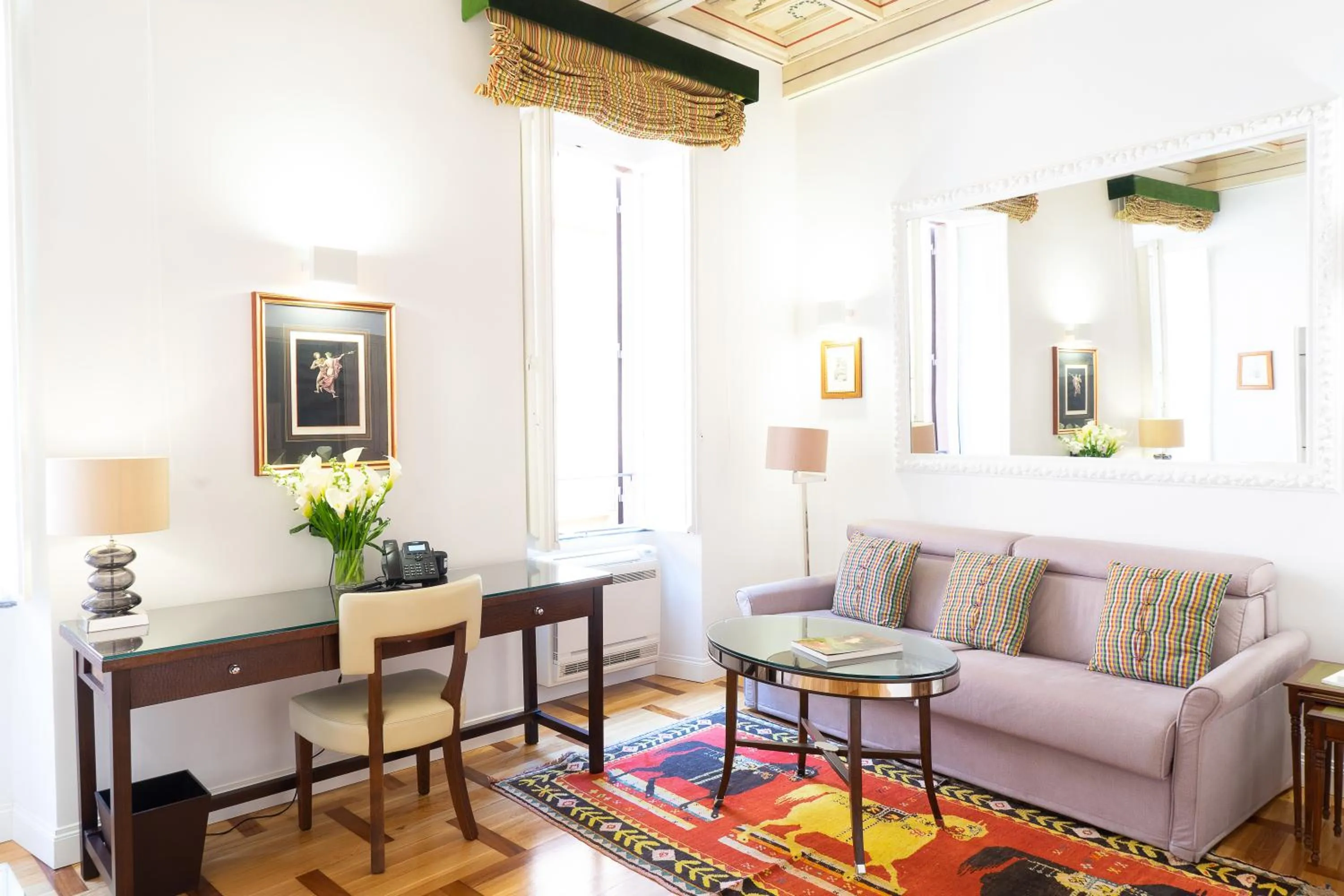 Living room in Babuino 79