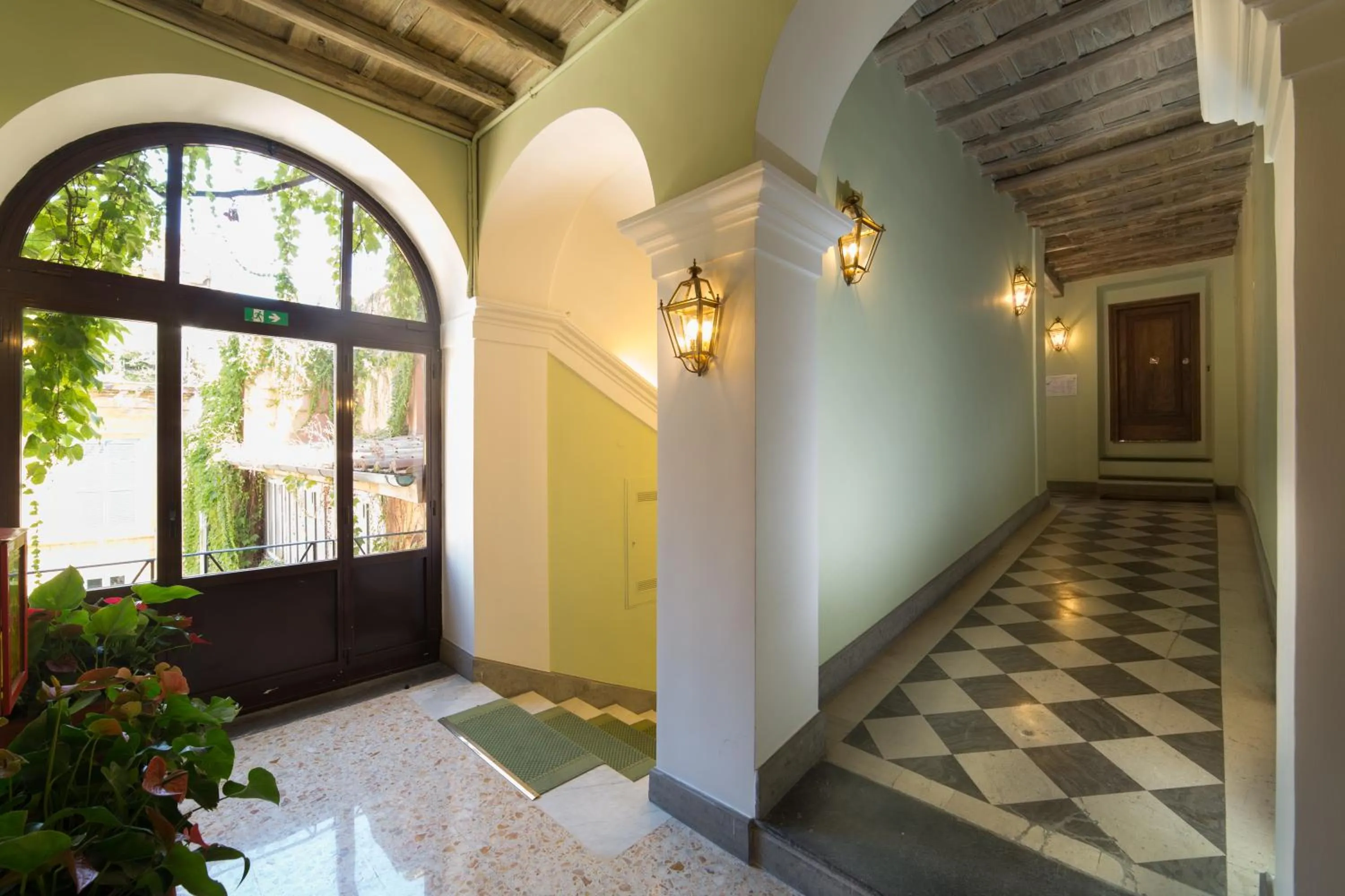 View (from property/room) in Babuino 79