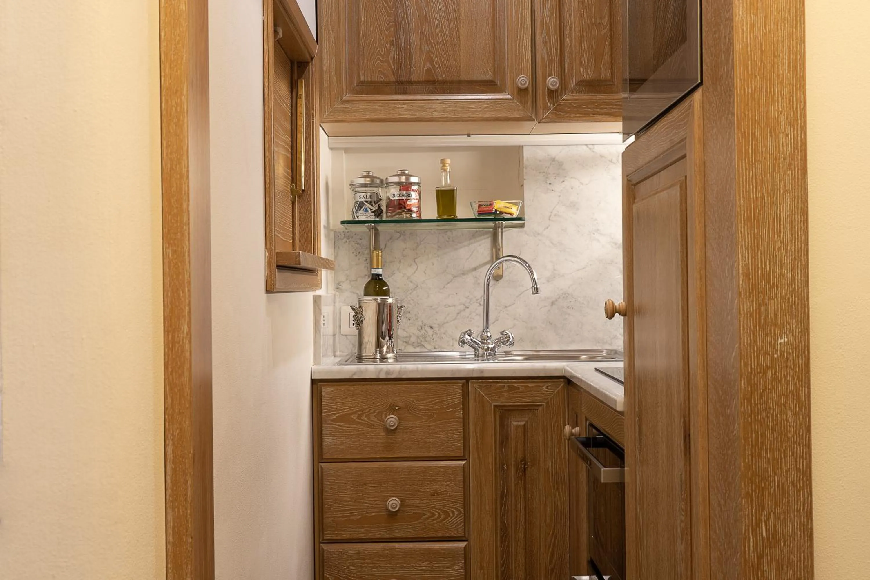 Kitchen or kitchenette in Babuino 79