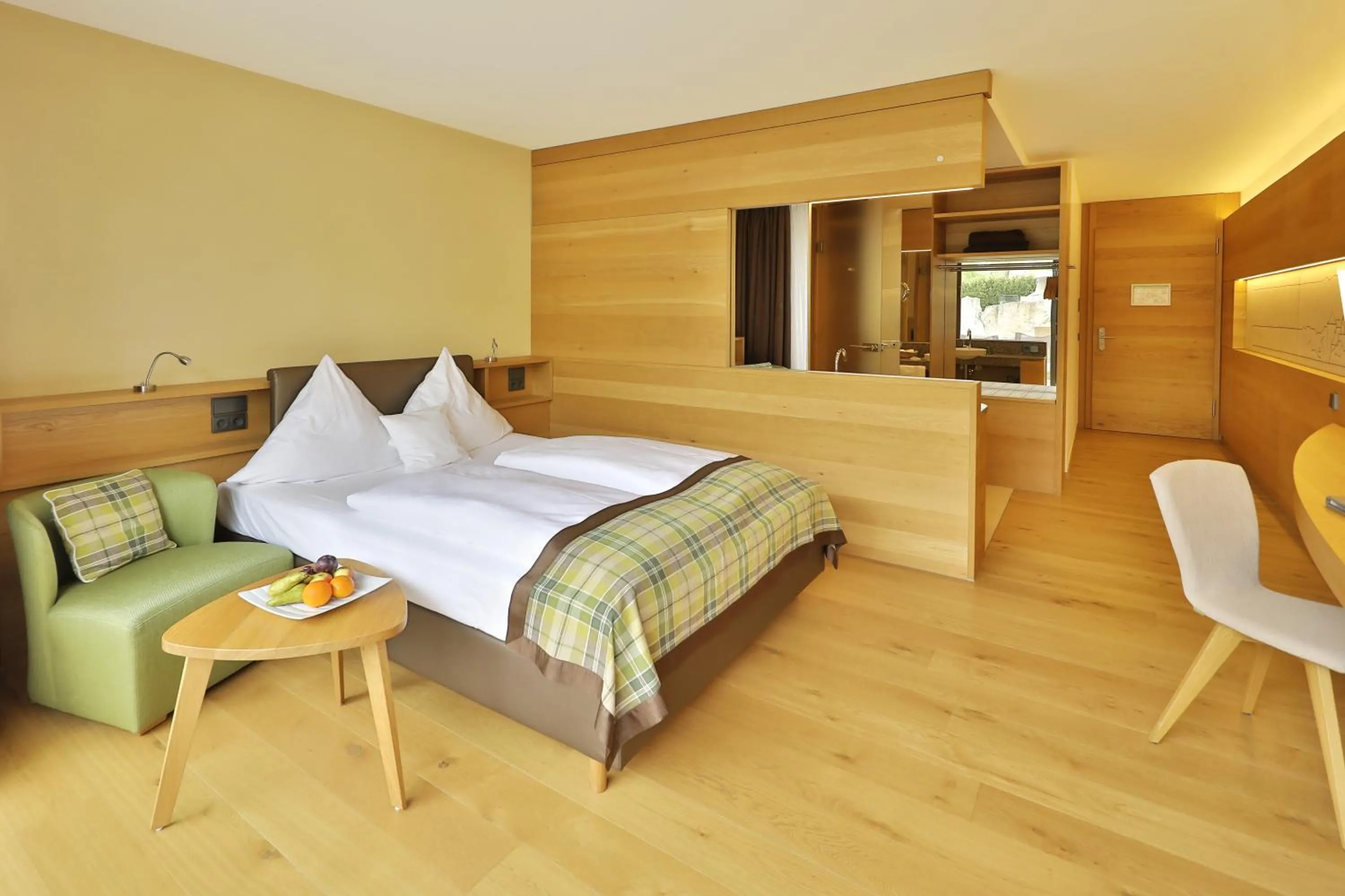 Bed in Mawell Resort