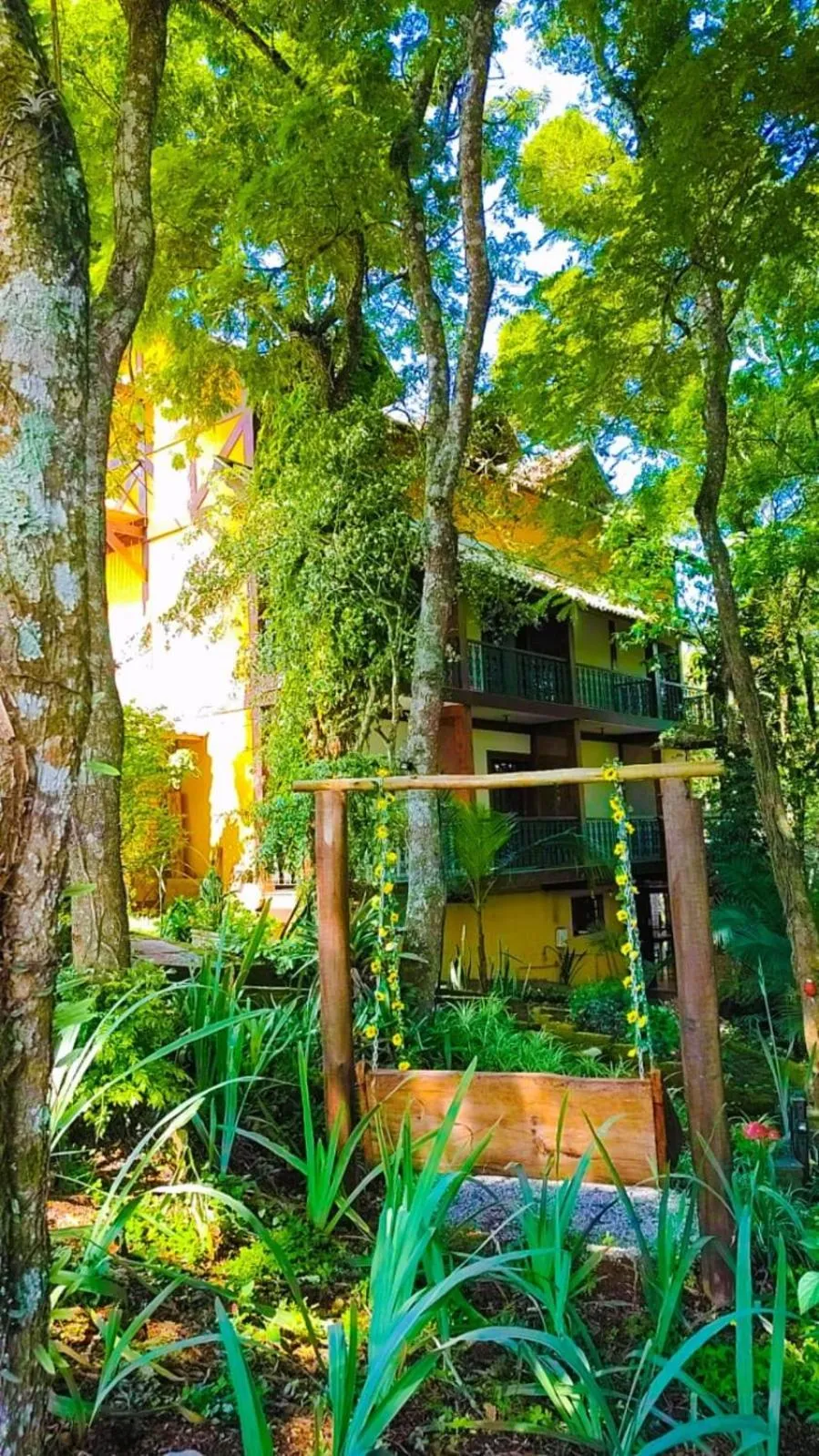 Garden view in Pousada Le Lieu