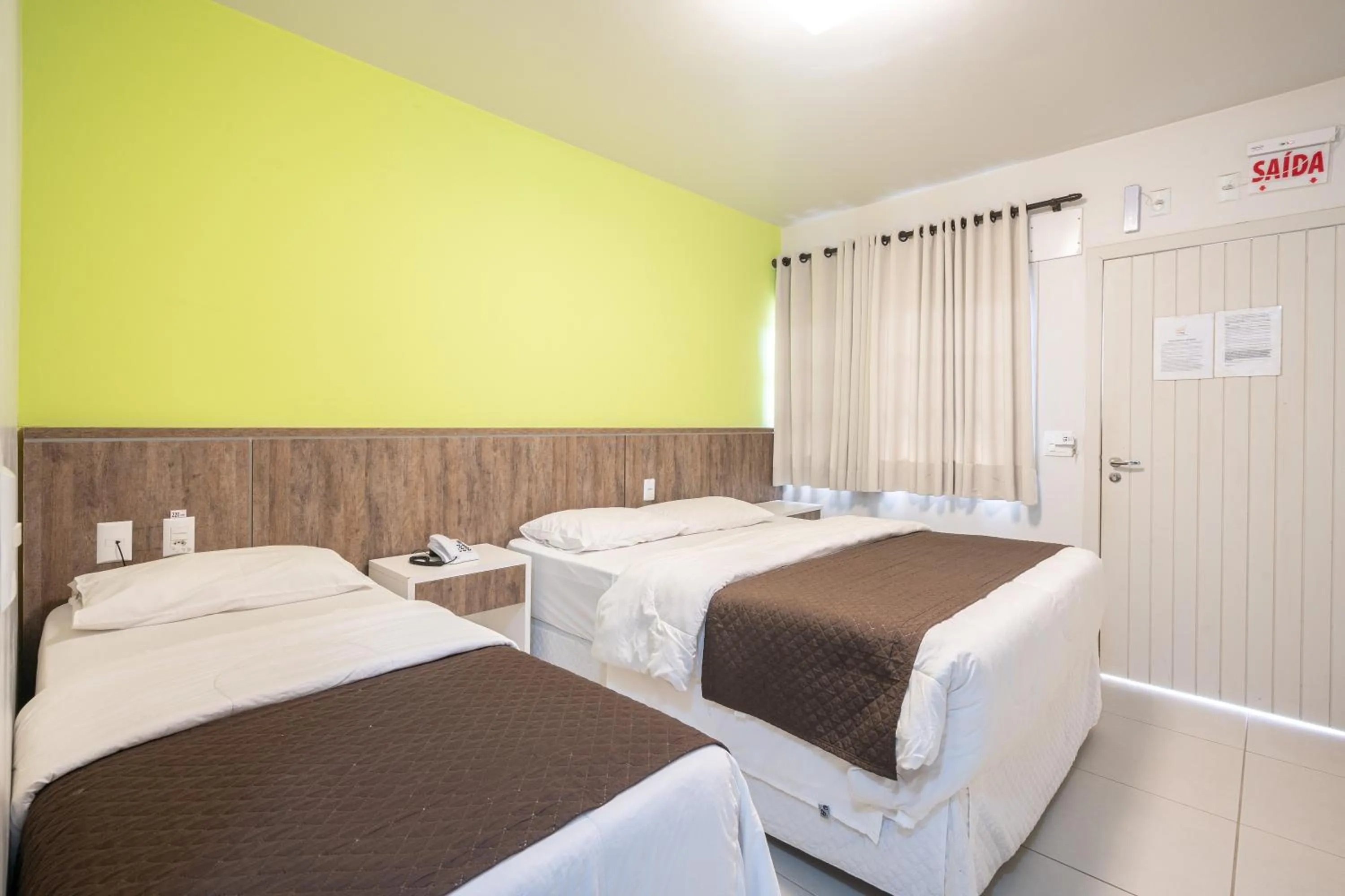 Bed in Pousada Quinta da Baleeira