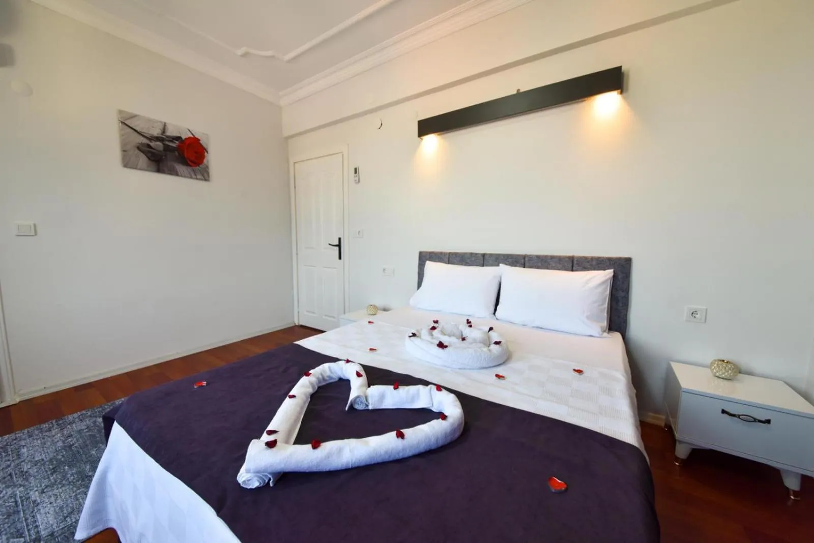 Bed in BİLGİNER APART