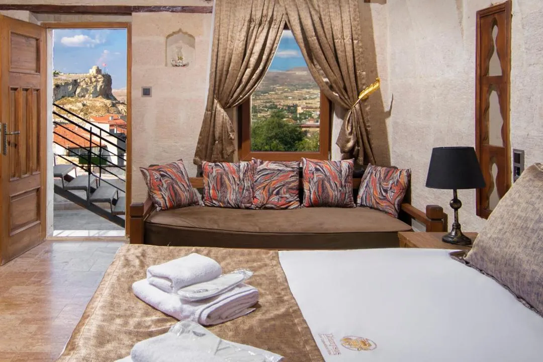 Balcony/Terrace, Bed in Dionysos Cave Cappadocia Hotel