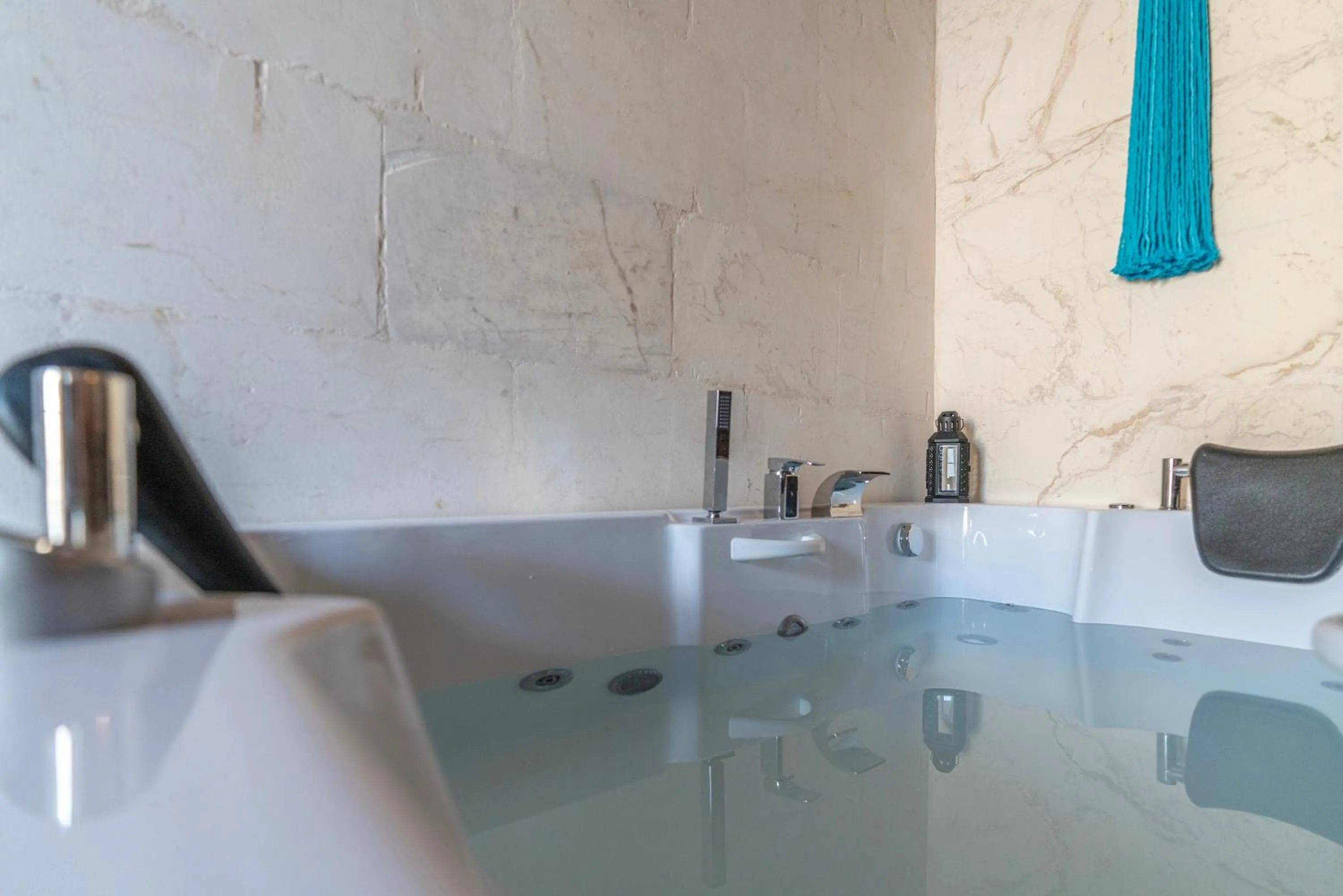 Hot Tub in ASTARTE HOTEL