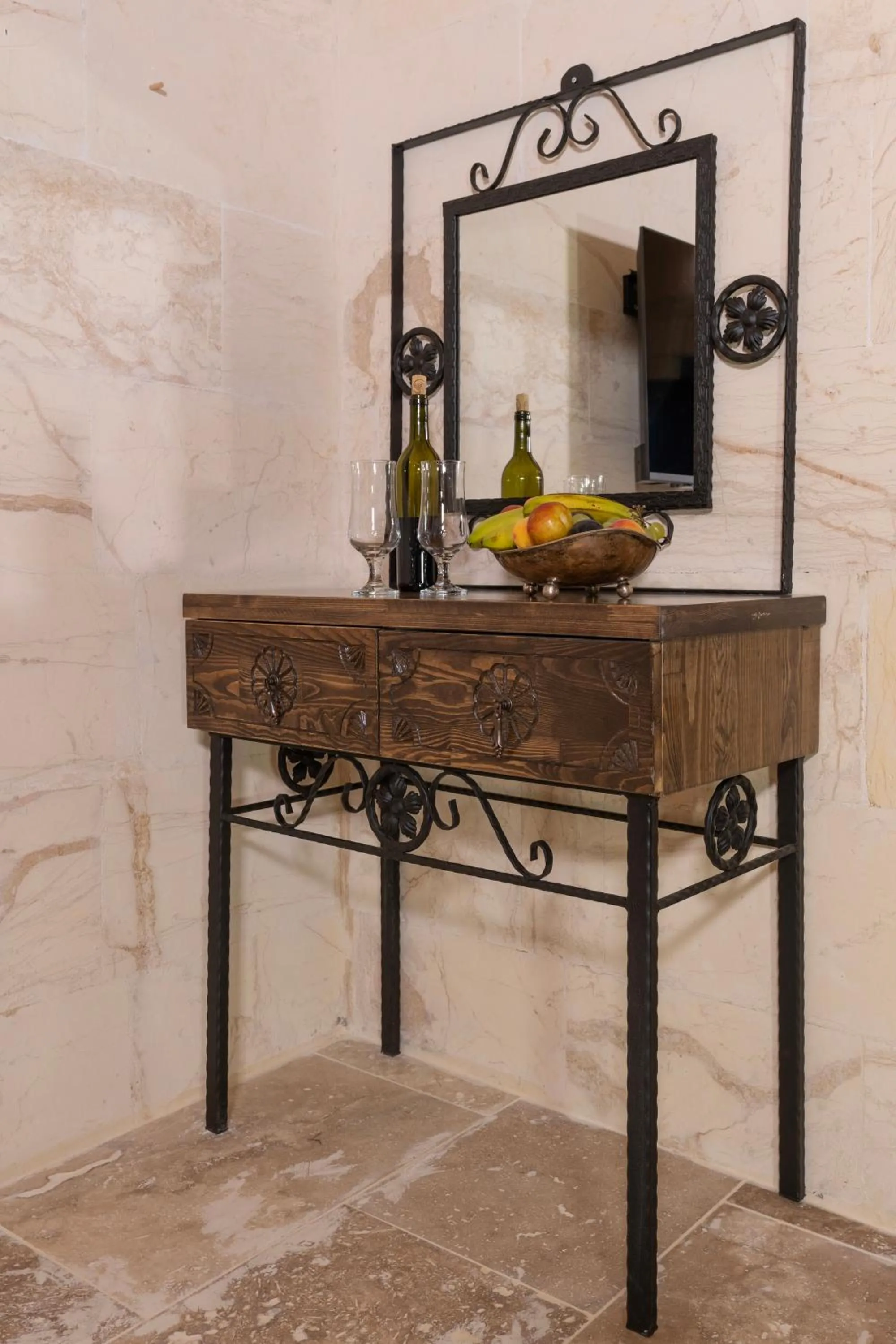 Food and drinks in ASTARTE HOTEL