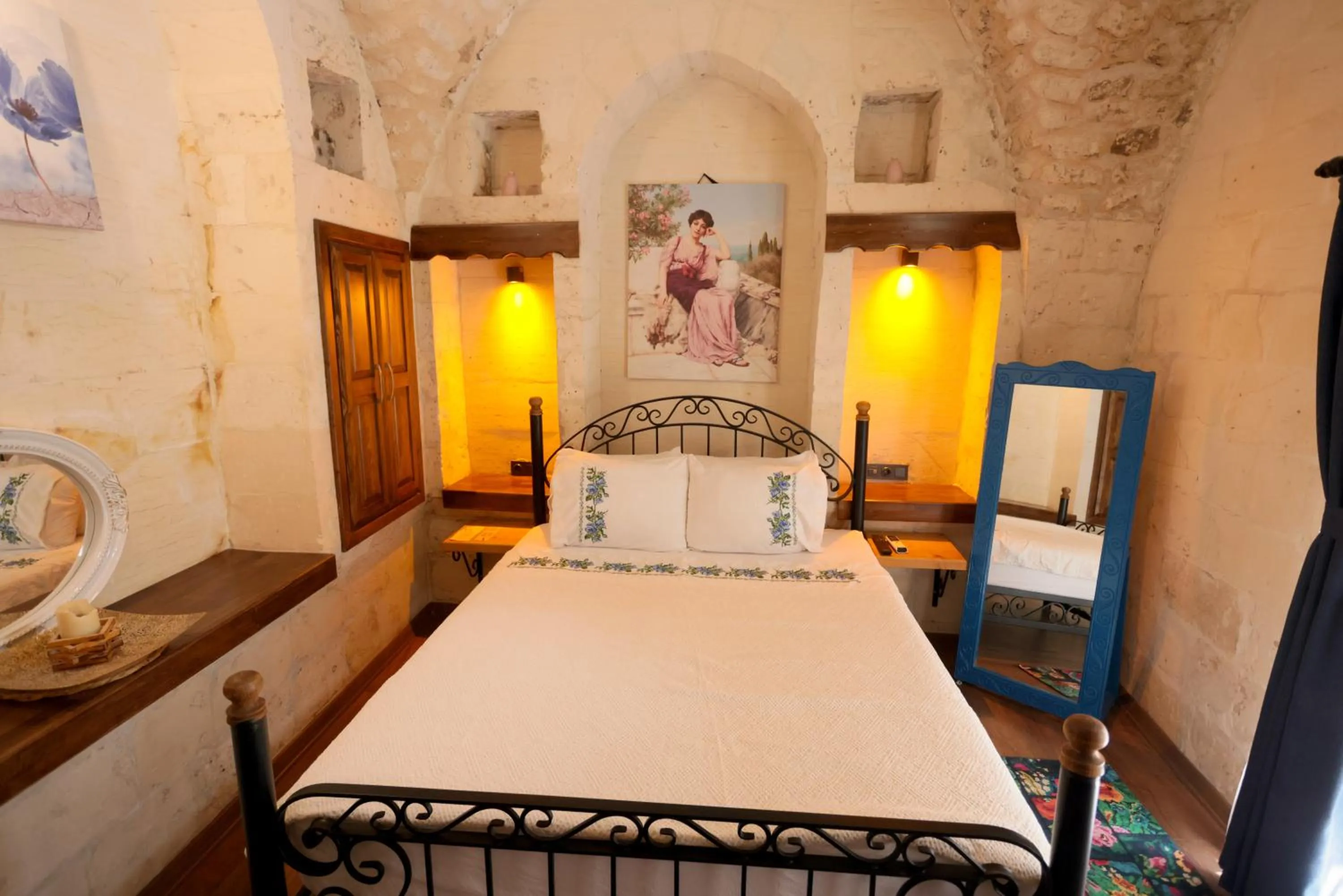 Bed in ASTARTE HOTEL