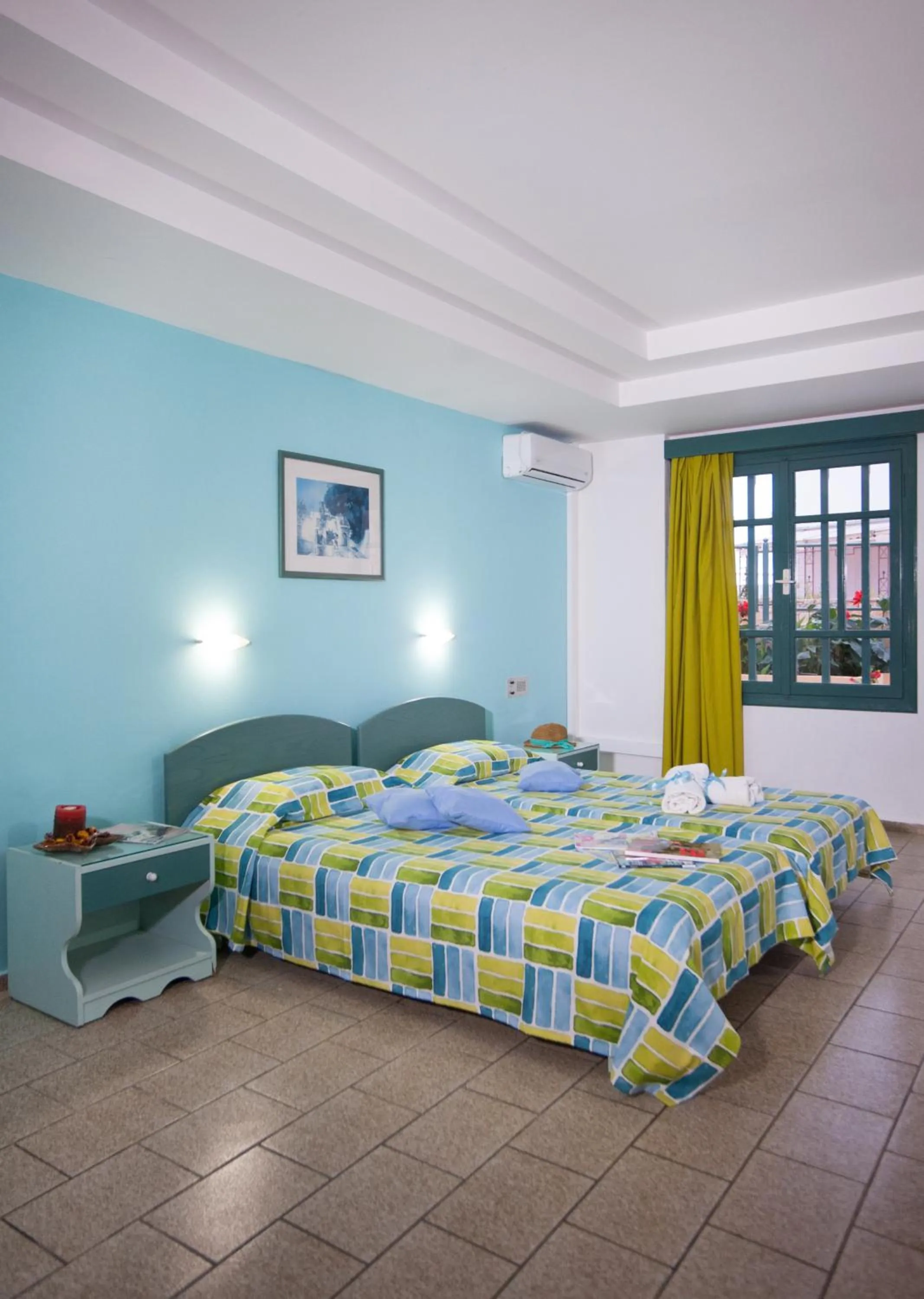 Photo of the whole room, Bed in Theoni Apartments