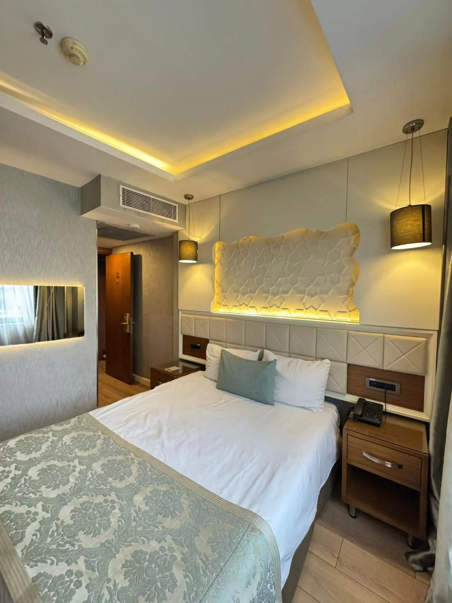 Bedroom, Bed in Grand Star Hotel Bosphorus & Spa