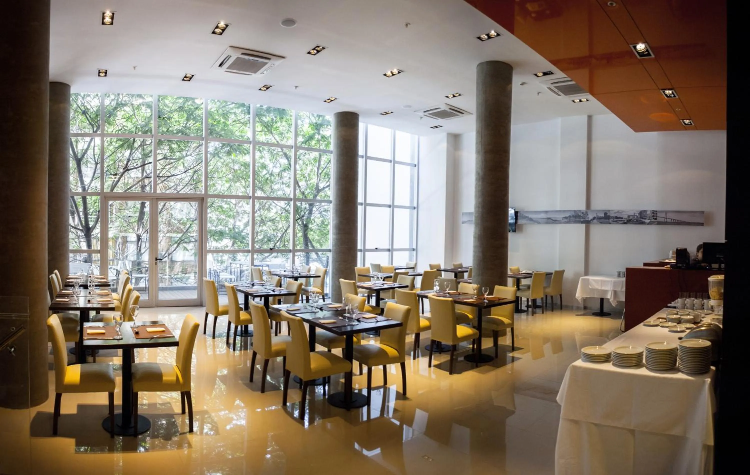 Restaurant/places to eat in Amérian Rosario