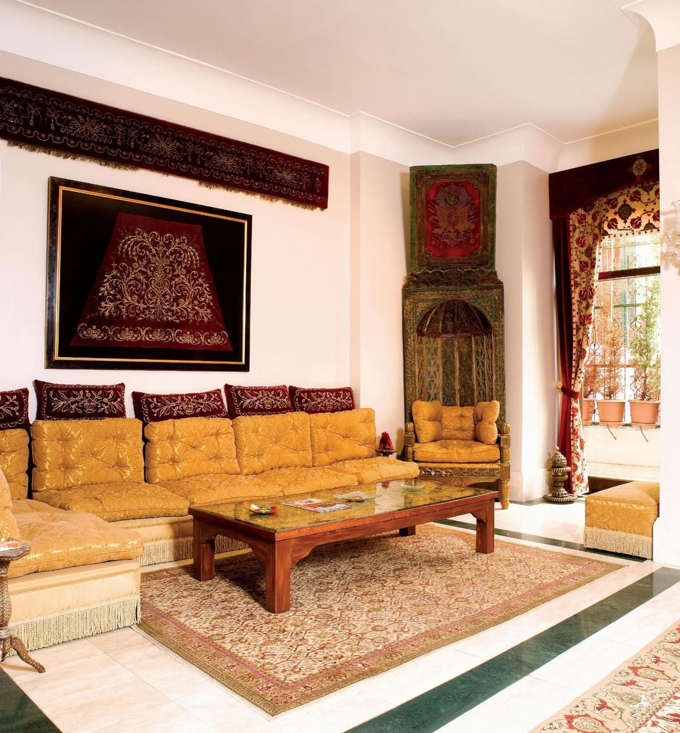 Lobby or reception in Hotel Sultanhan - Special Category