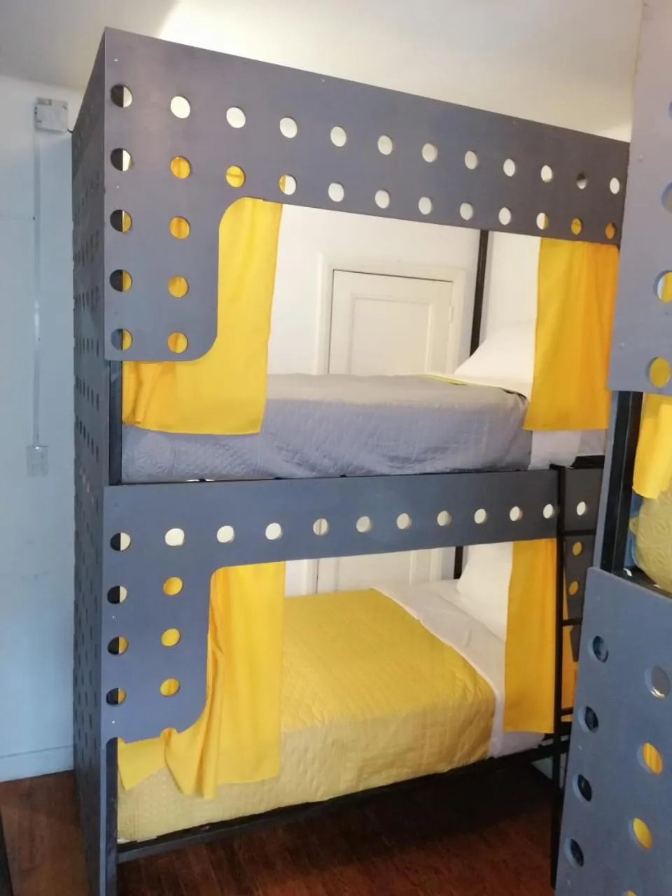 bunk bed in ROOMIES HOSTEL Condesa