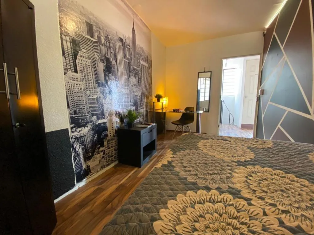 Photo of the whole room in ROOMIES HOSTEL Condesa