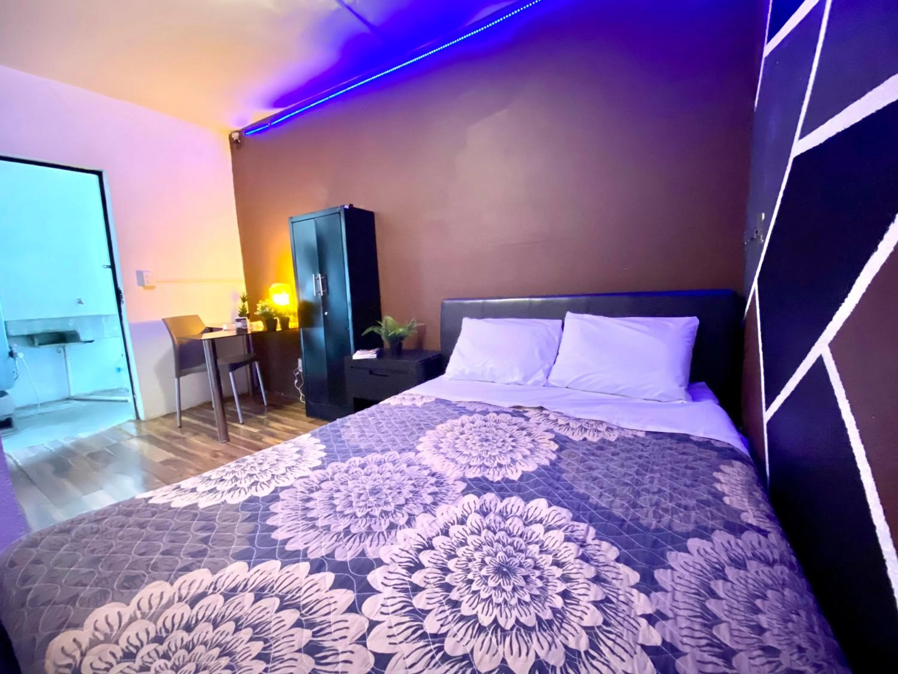 Photo of the whole room in ROOMIES HOSTEL Condesa