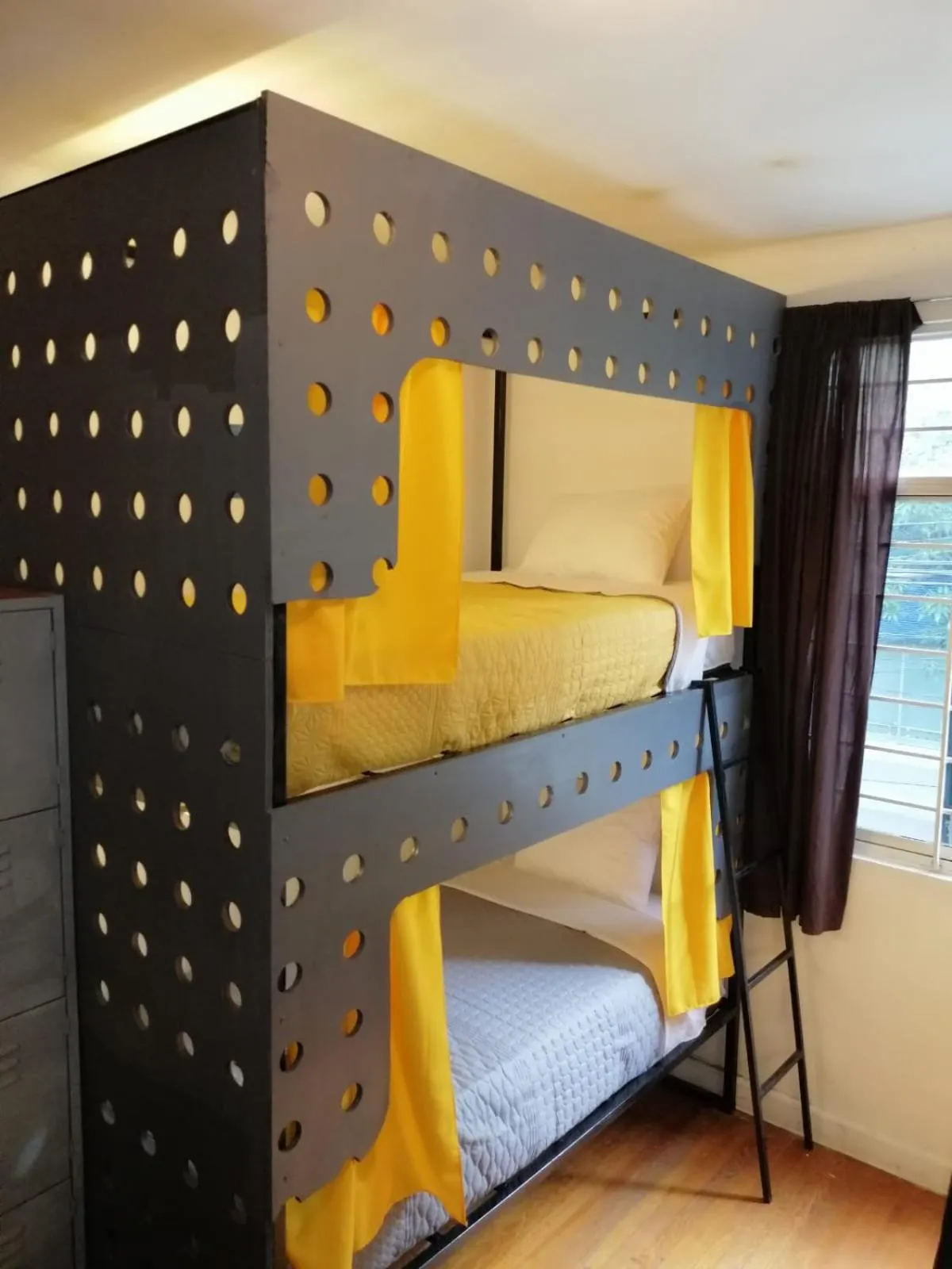 bunk bed in ROOMIES HOSTEL Condesa