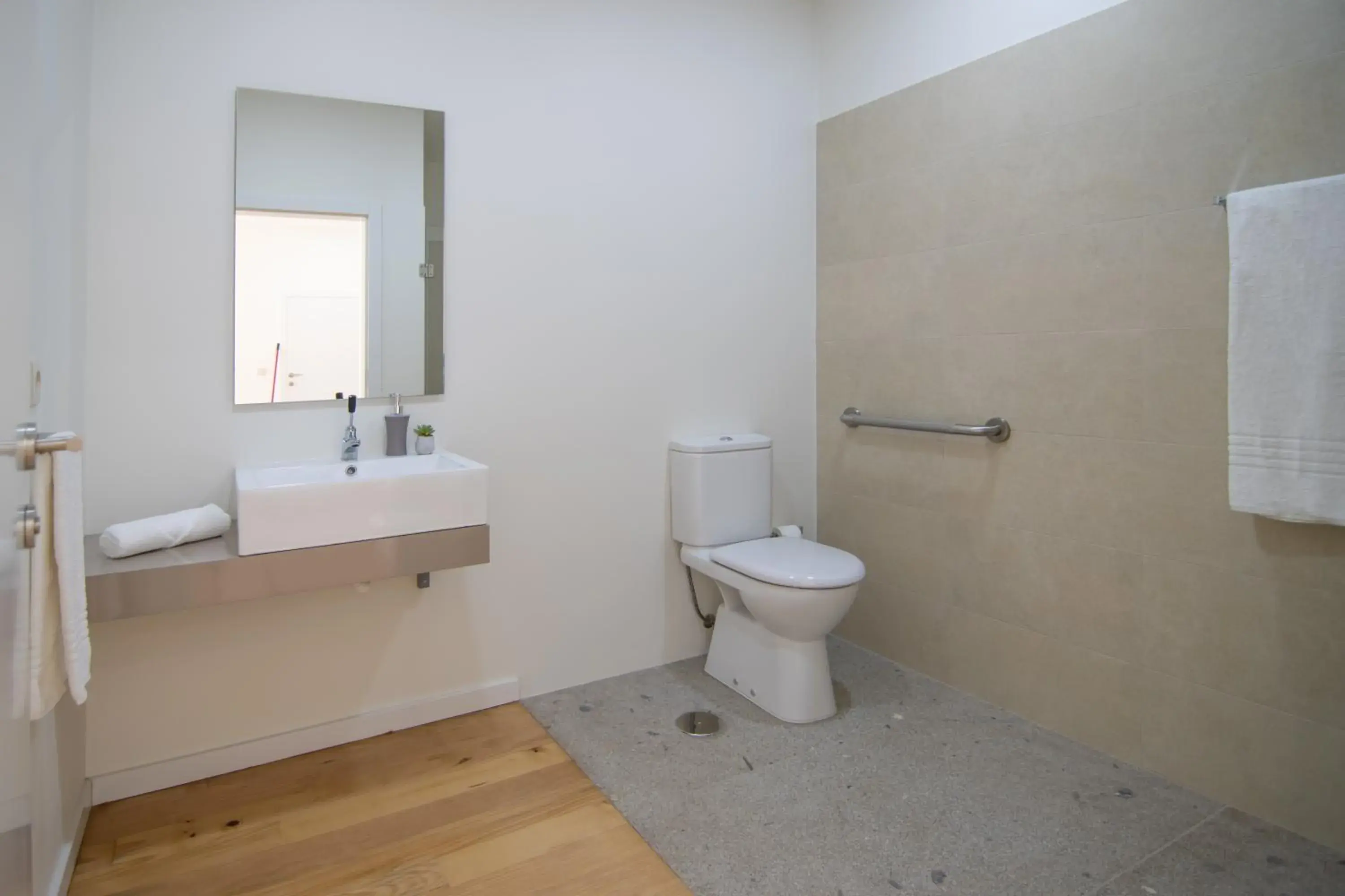 One-Bedroom Apartment - single occupancy in Varandas de S. Jorge - Apartments One-Bedroom Apartment - single occupancy in Varandas de S. Jorge - Apartments