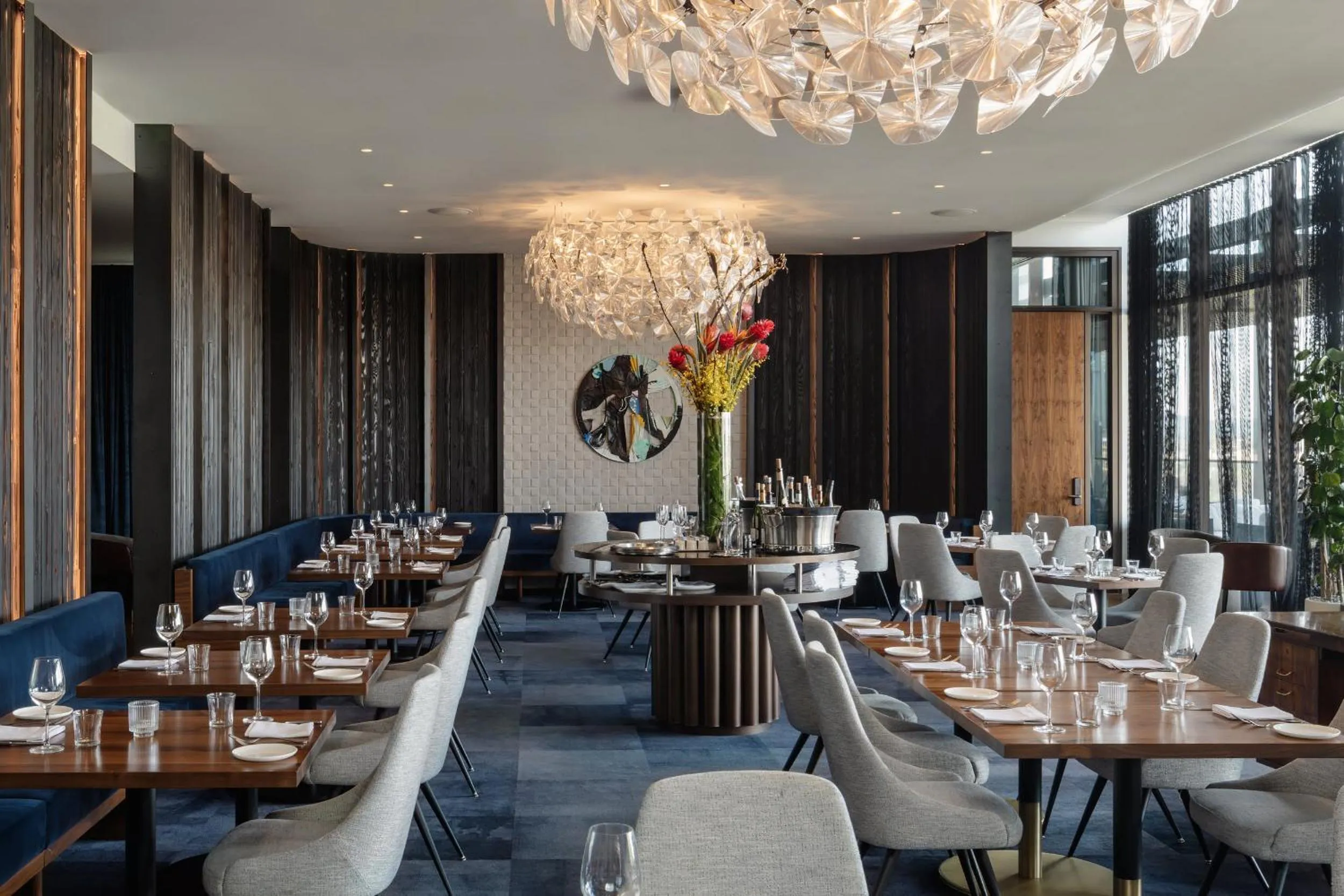 Restaurant/places to eat in The Loren Hotel Austin