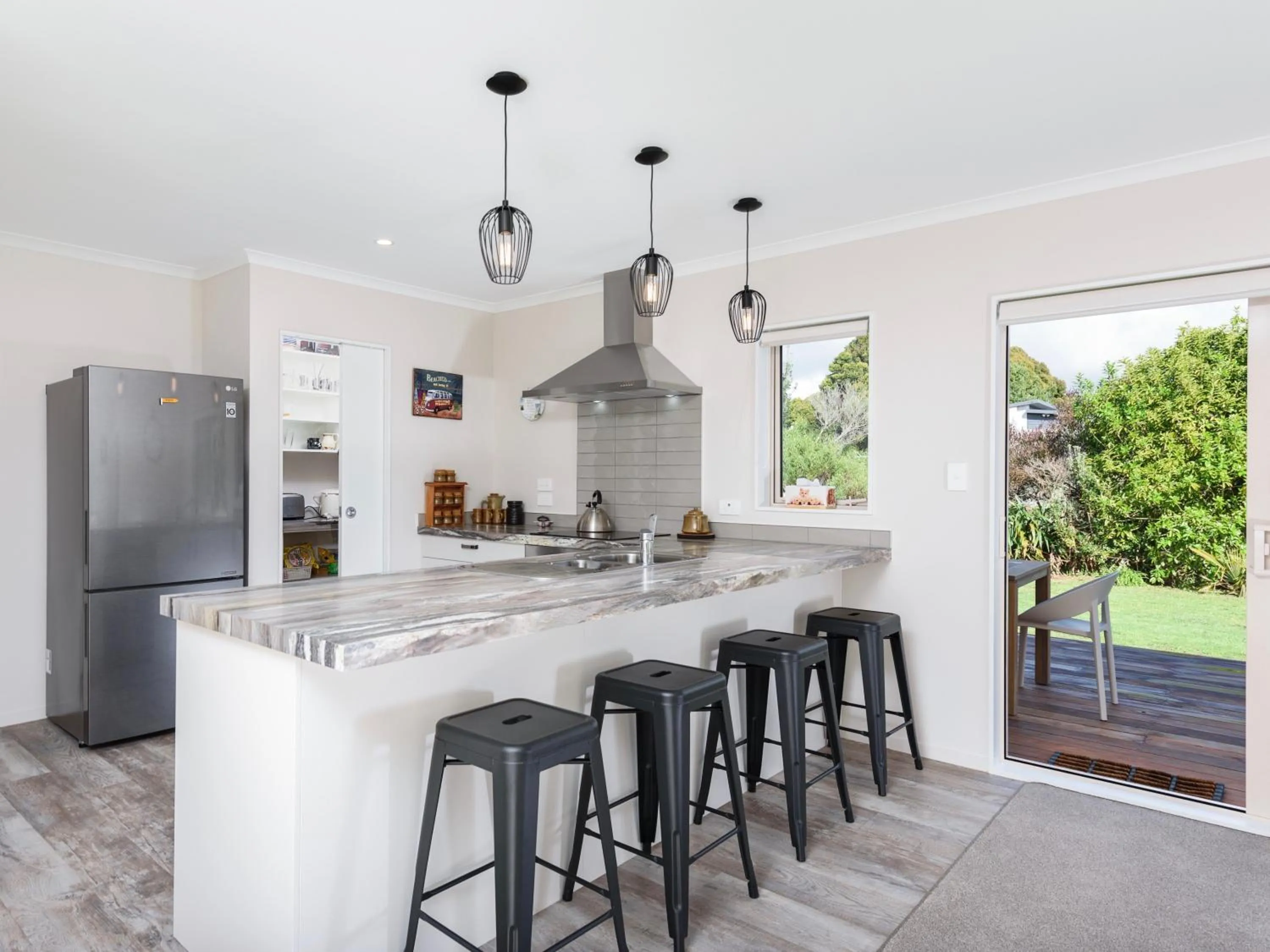 Modern Beach Break - Waihi Beach Holiday Home