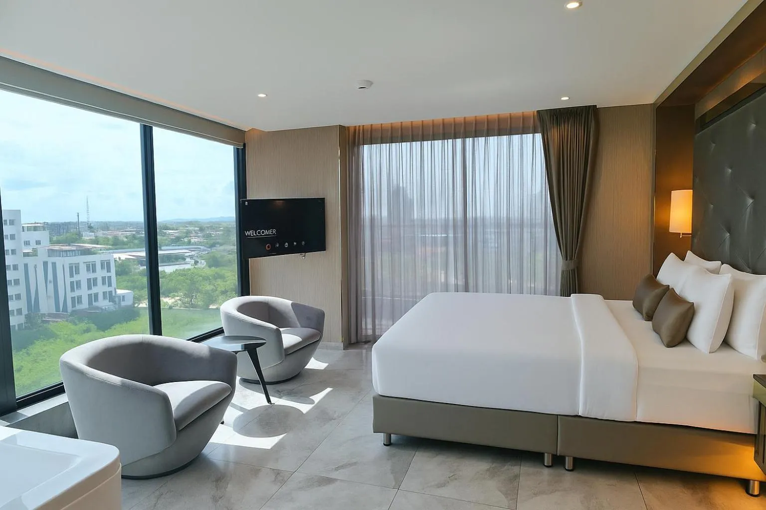 Bedroom, Bed in THE TJ HOTEL Pattaya