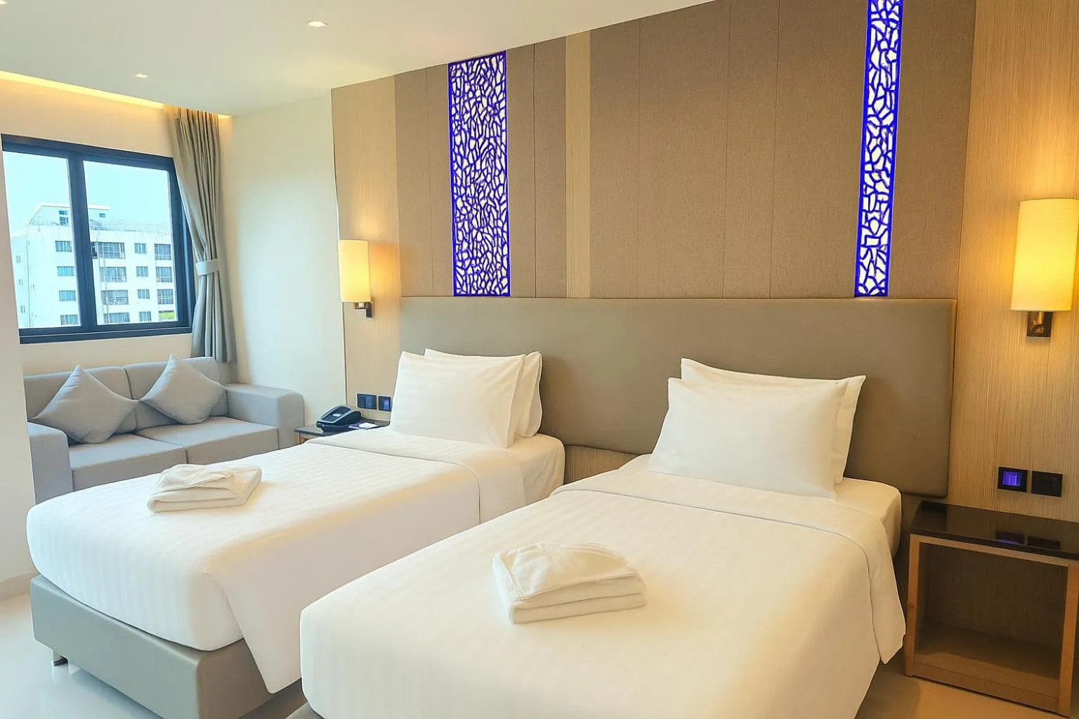 Bedroom, Bed in THE TJ HOTEL Pattaya