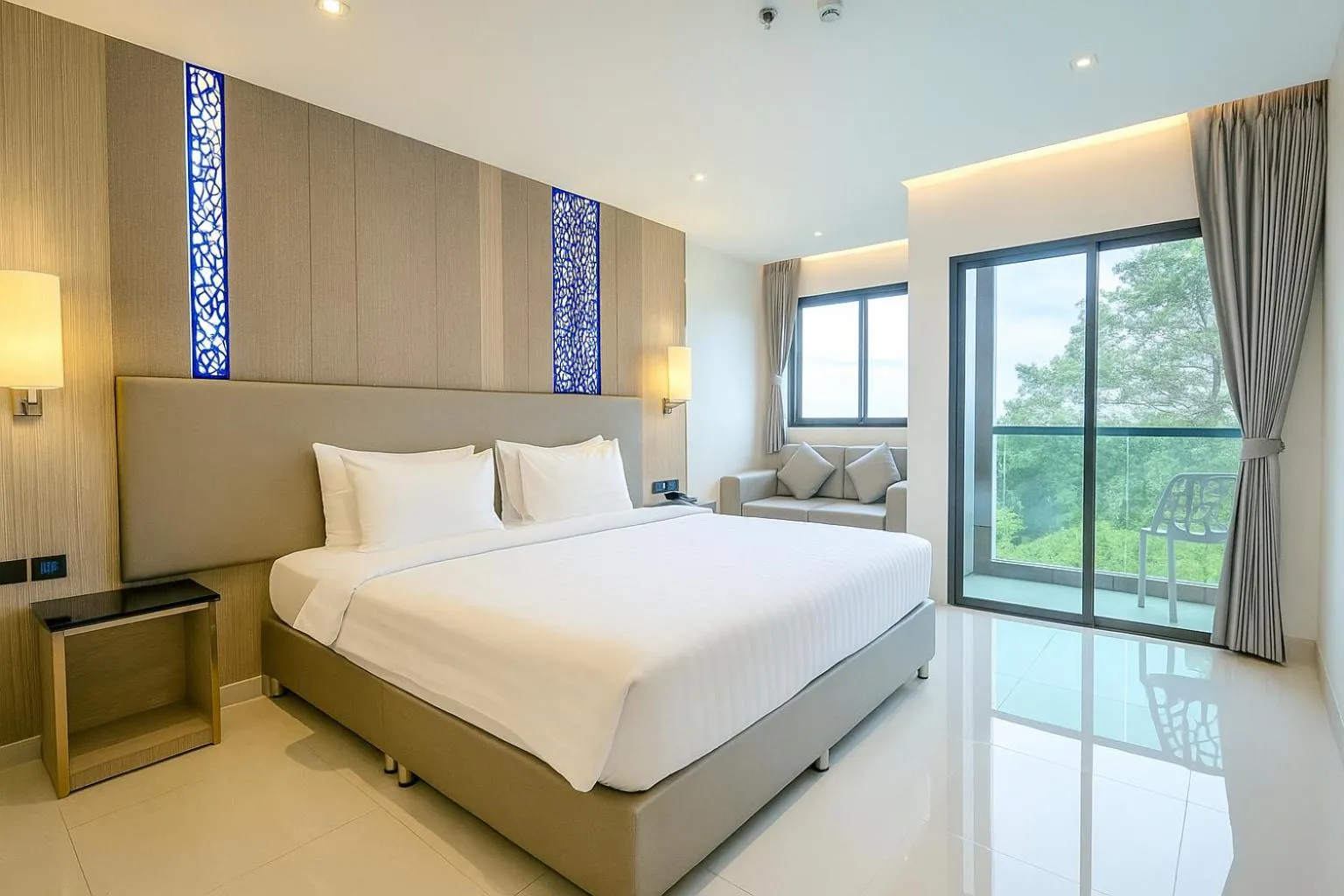 Bedroom, Bed in THE TJ HOTEL Pattaya