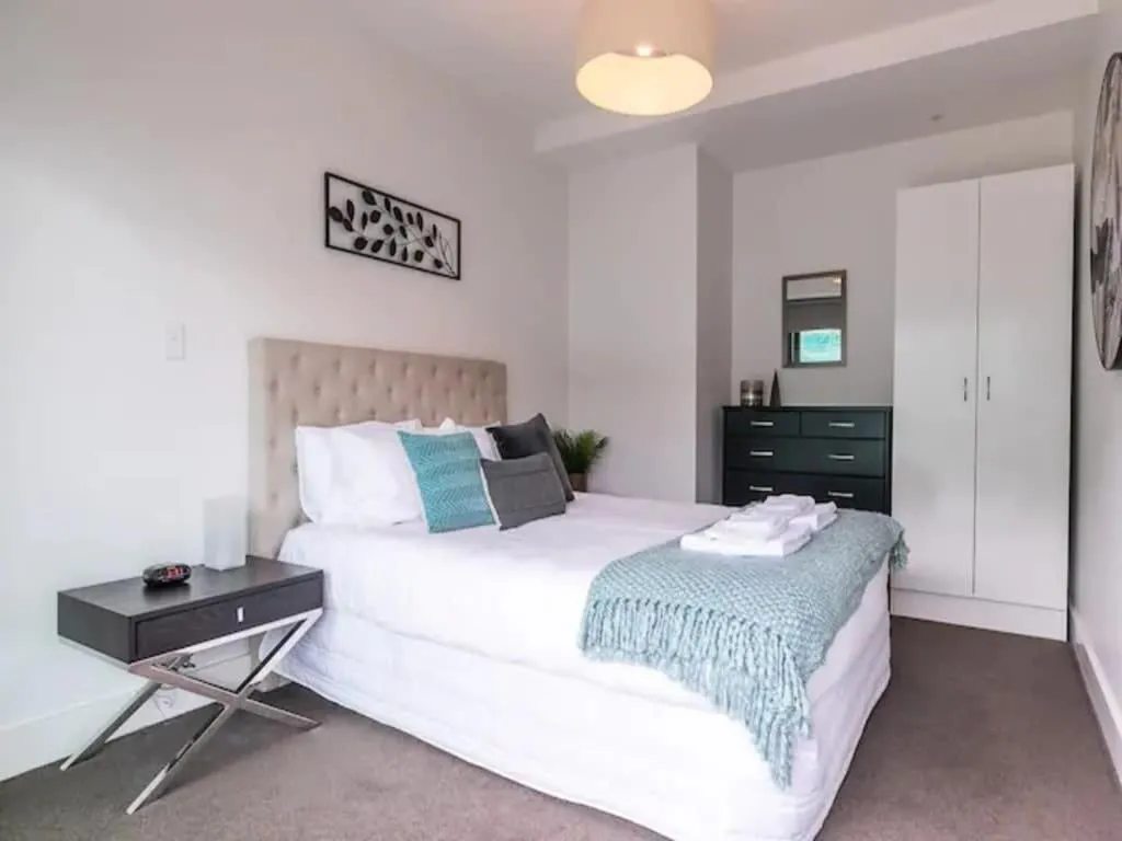 Superb One Bedroom near Britomart by Zodiak Stays