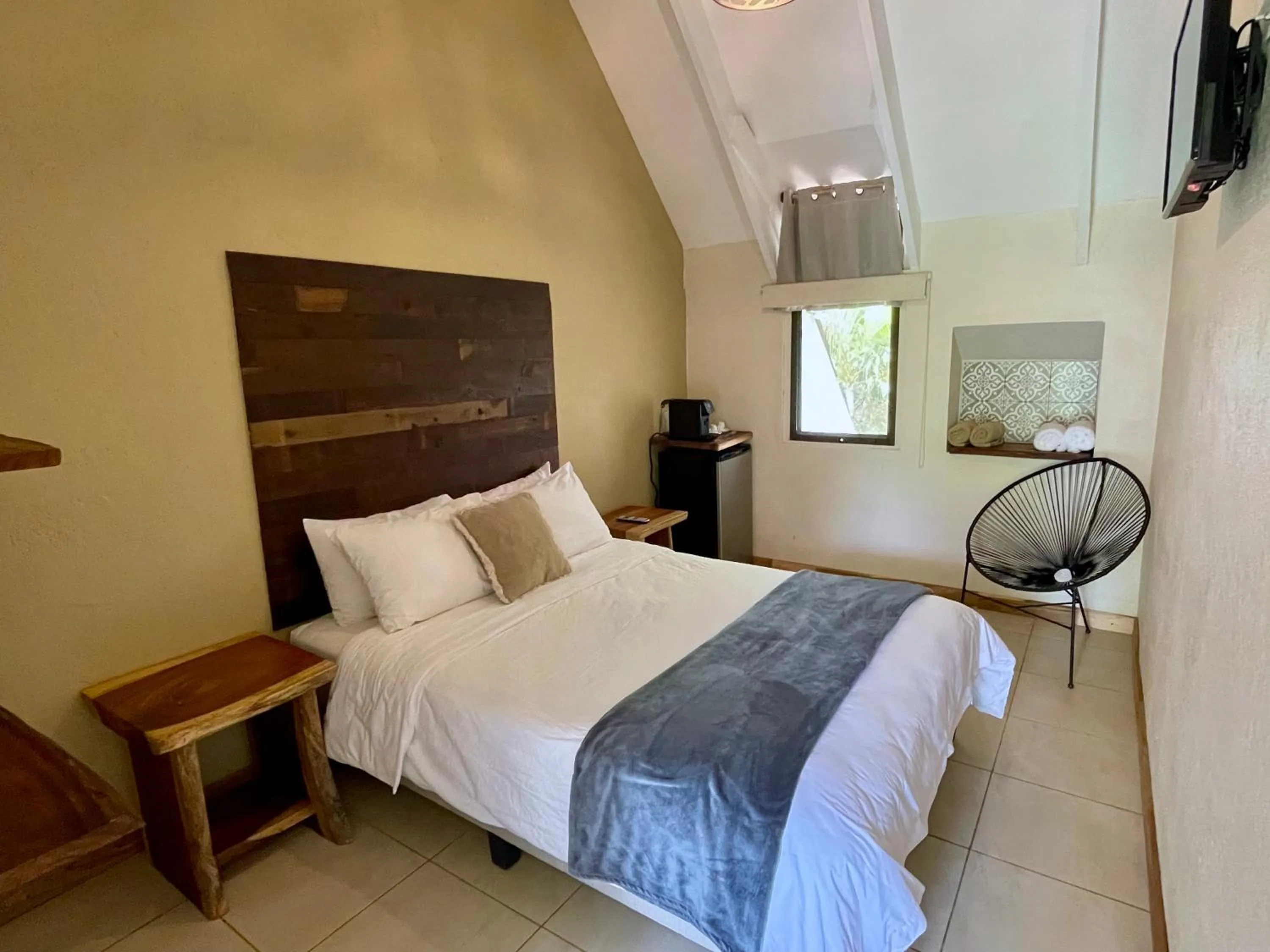 Bedroom, Bed in Hotel El Manglar y Cantarana